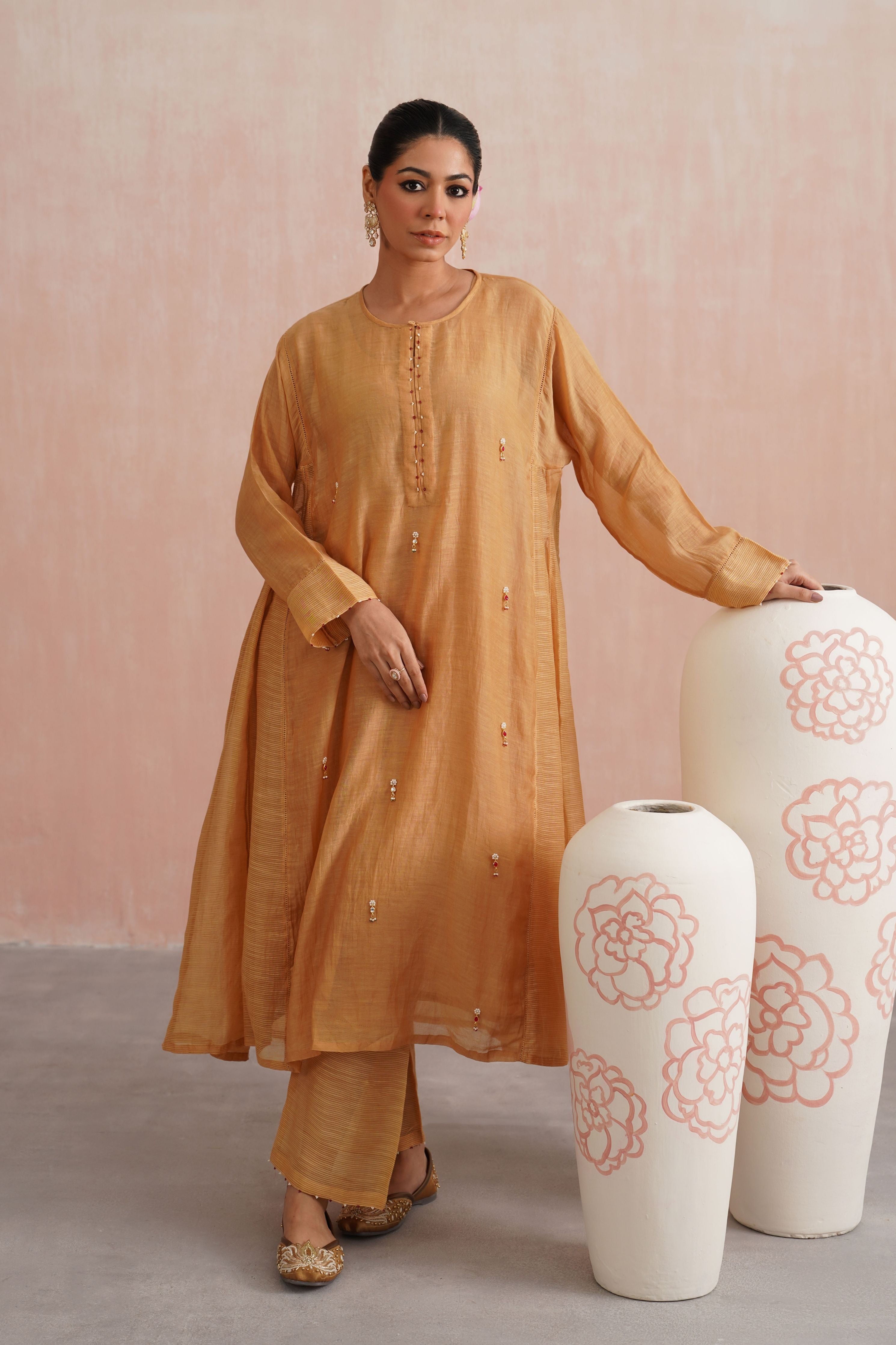Inaaya  Kurta Set