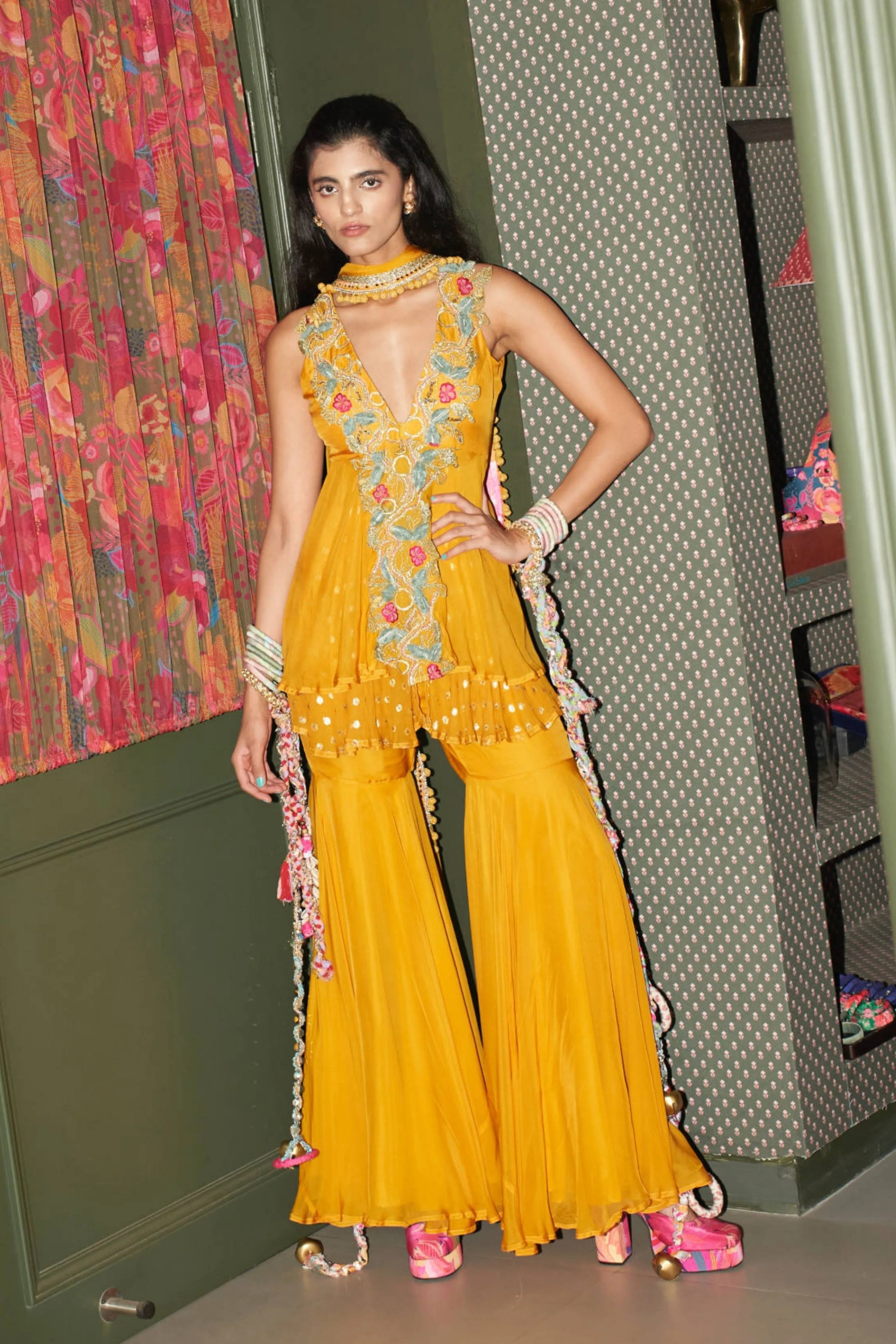 Marigold Merry Mingle Set