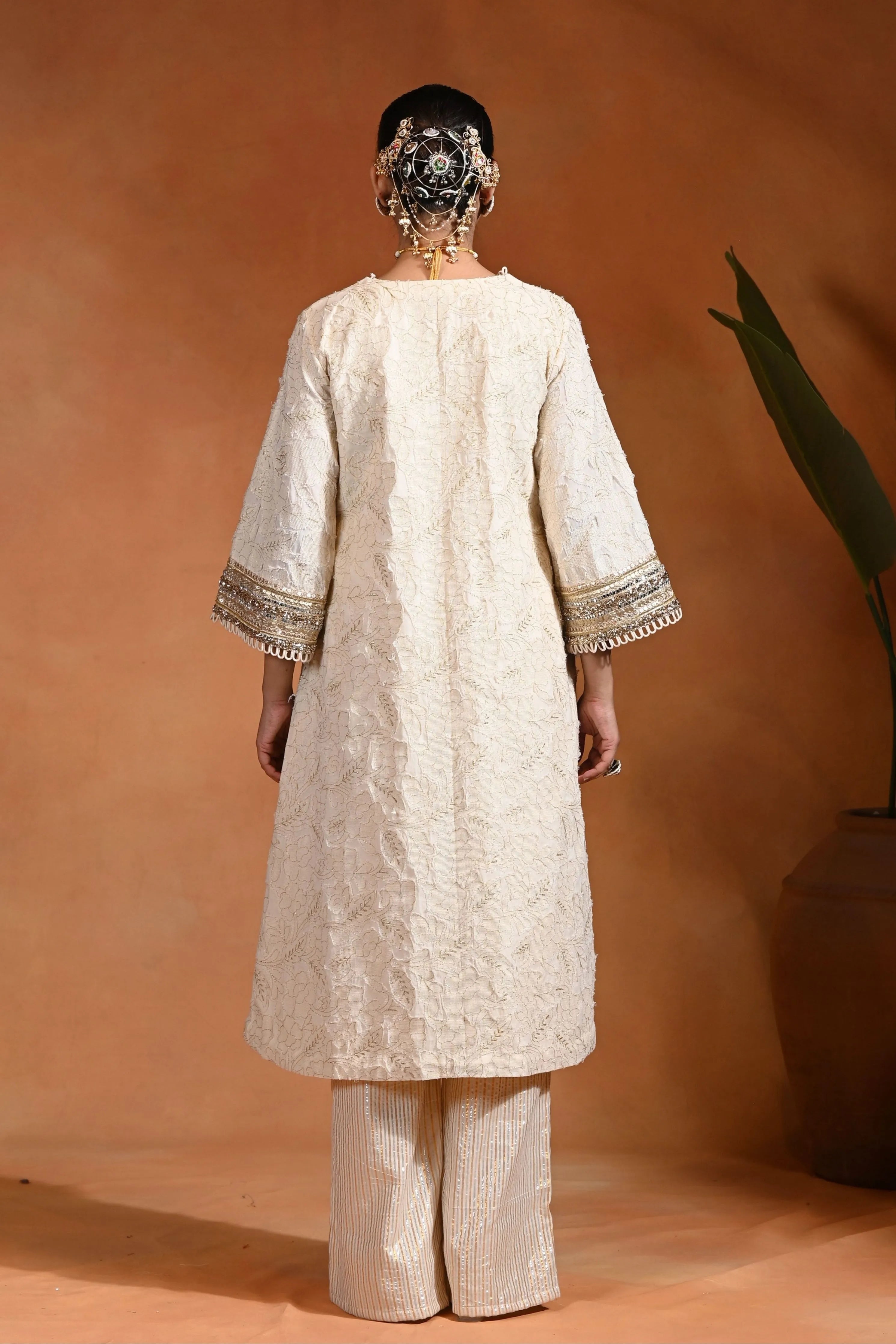 Ivory Shubhra Kurta Set
