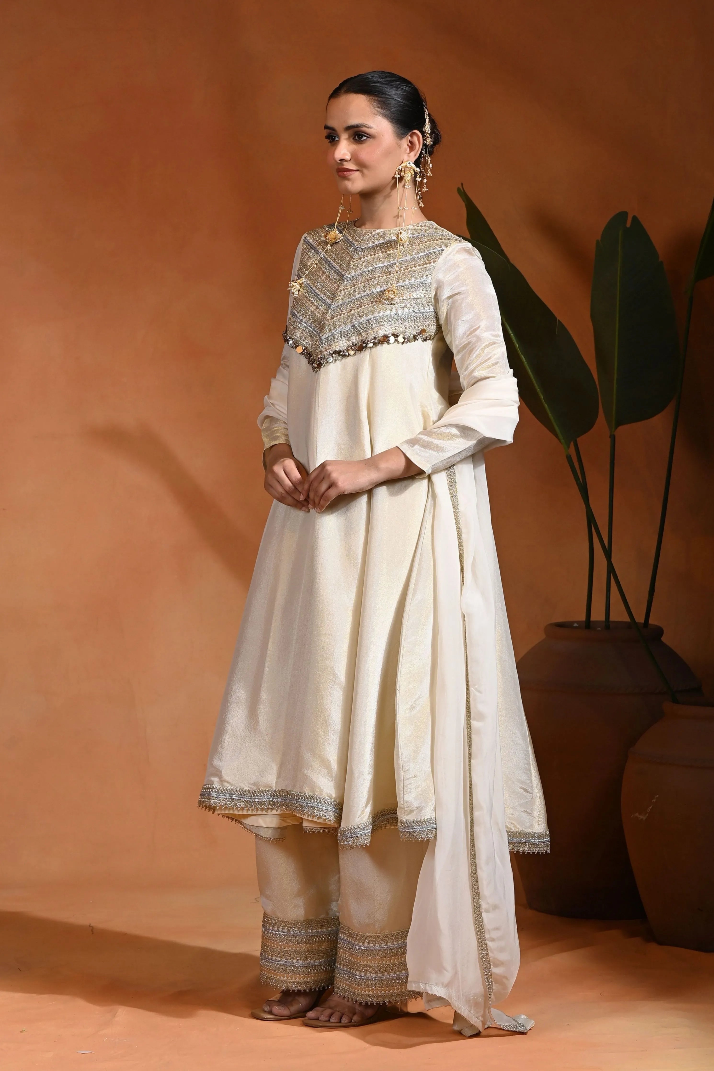 Ivory L04 Anarkali Set