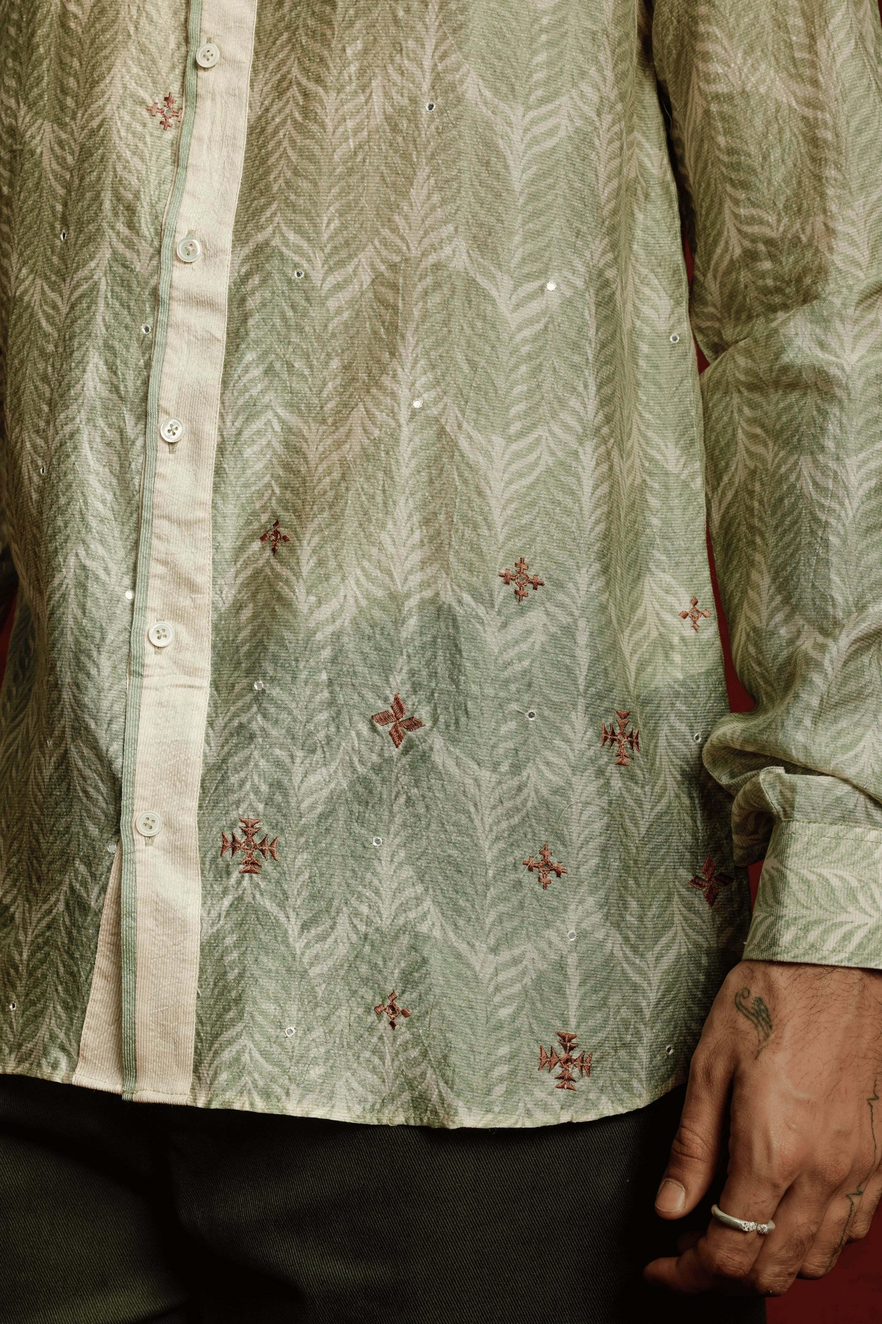 Chaand Noorani Shirt