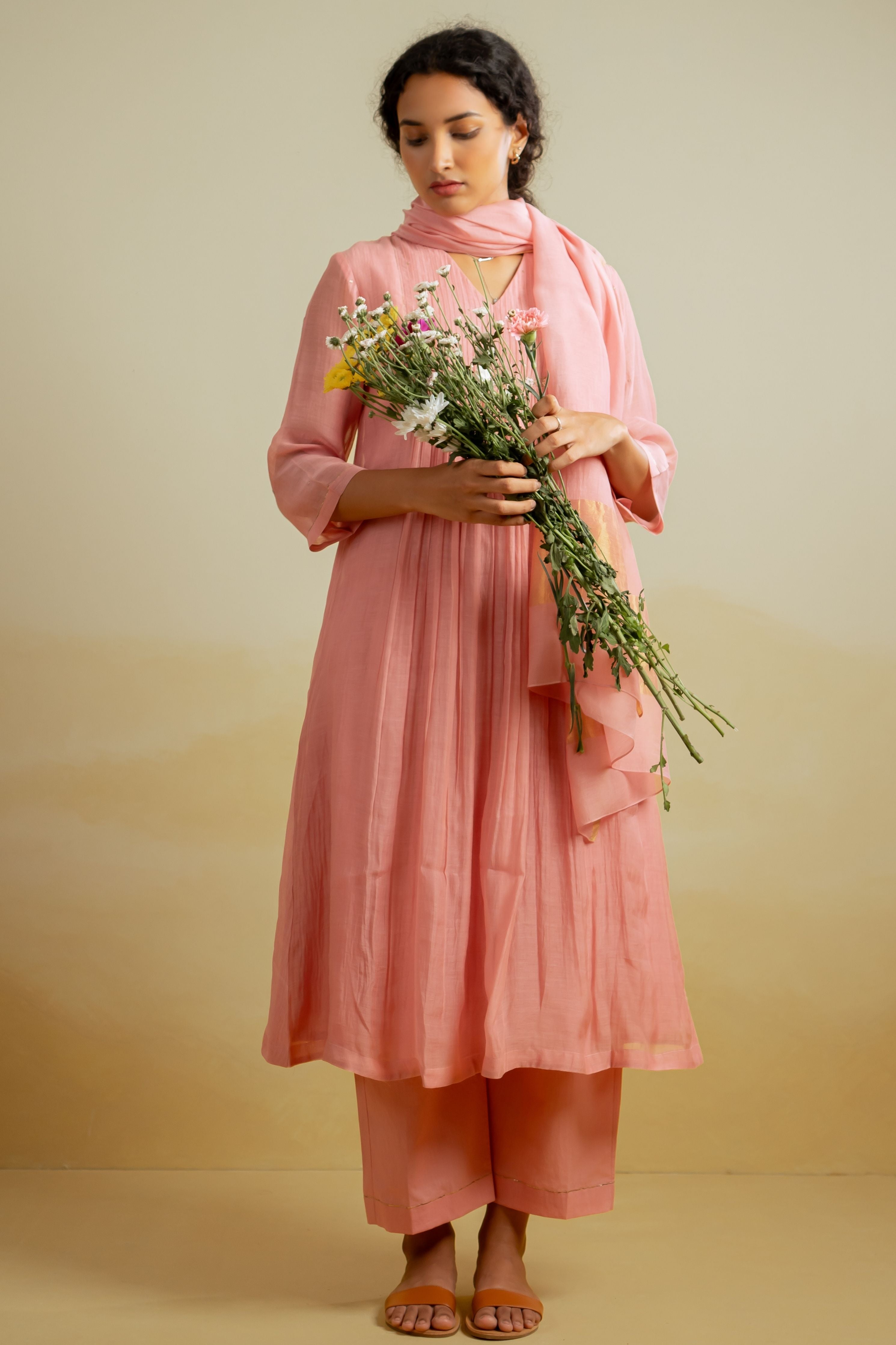 Buttercup Kurta Set