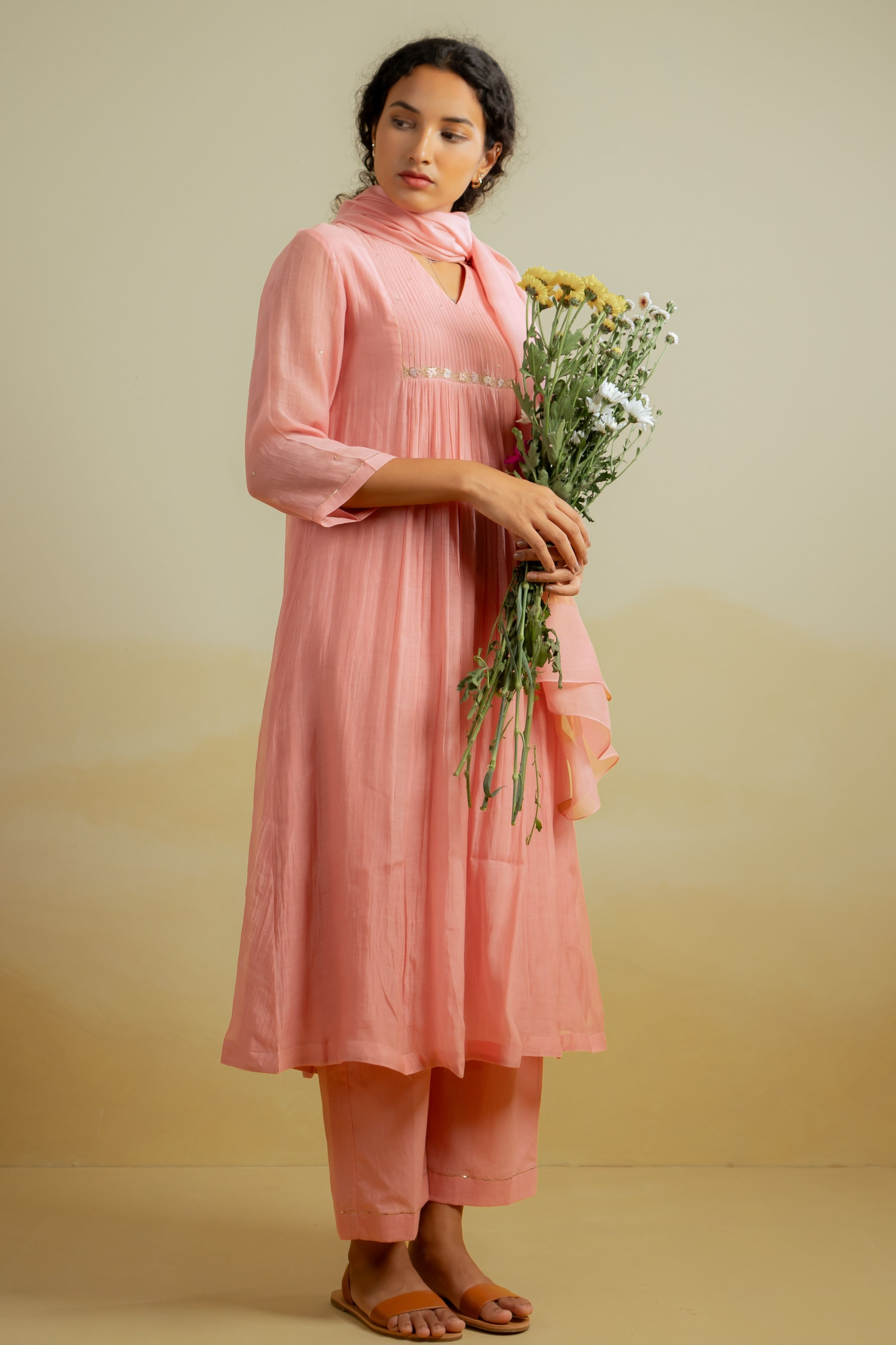 Buttercup Kurta Set
