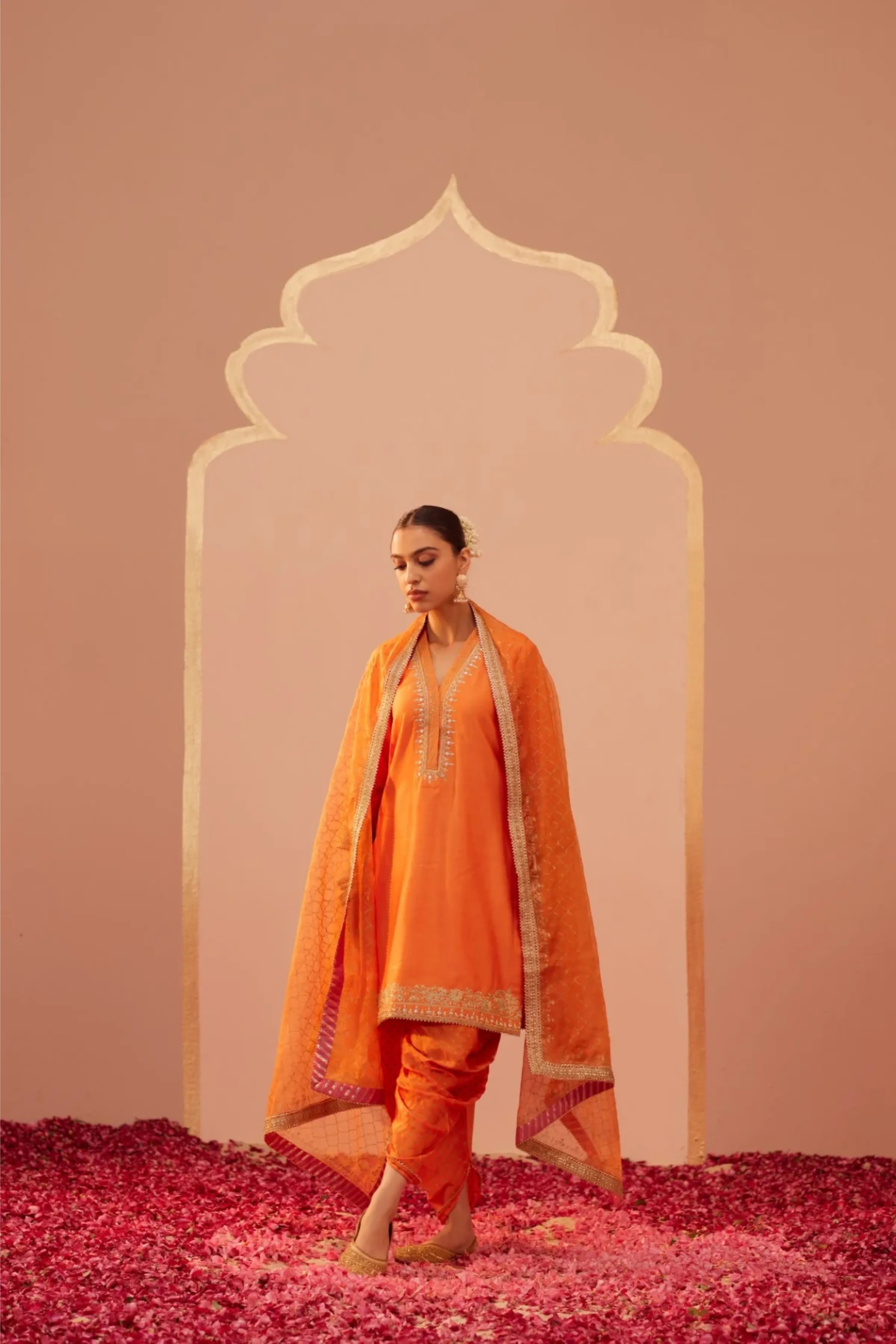 Nandini Gupta In Faheeda Tangerine Orange Kurta Set