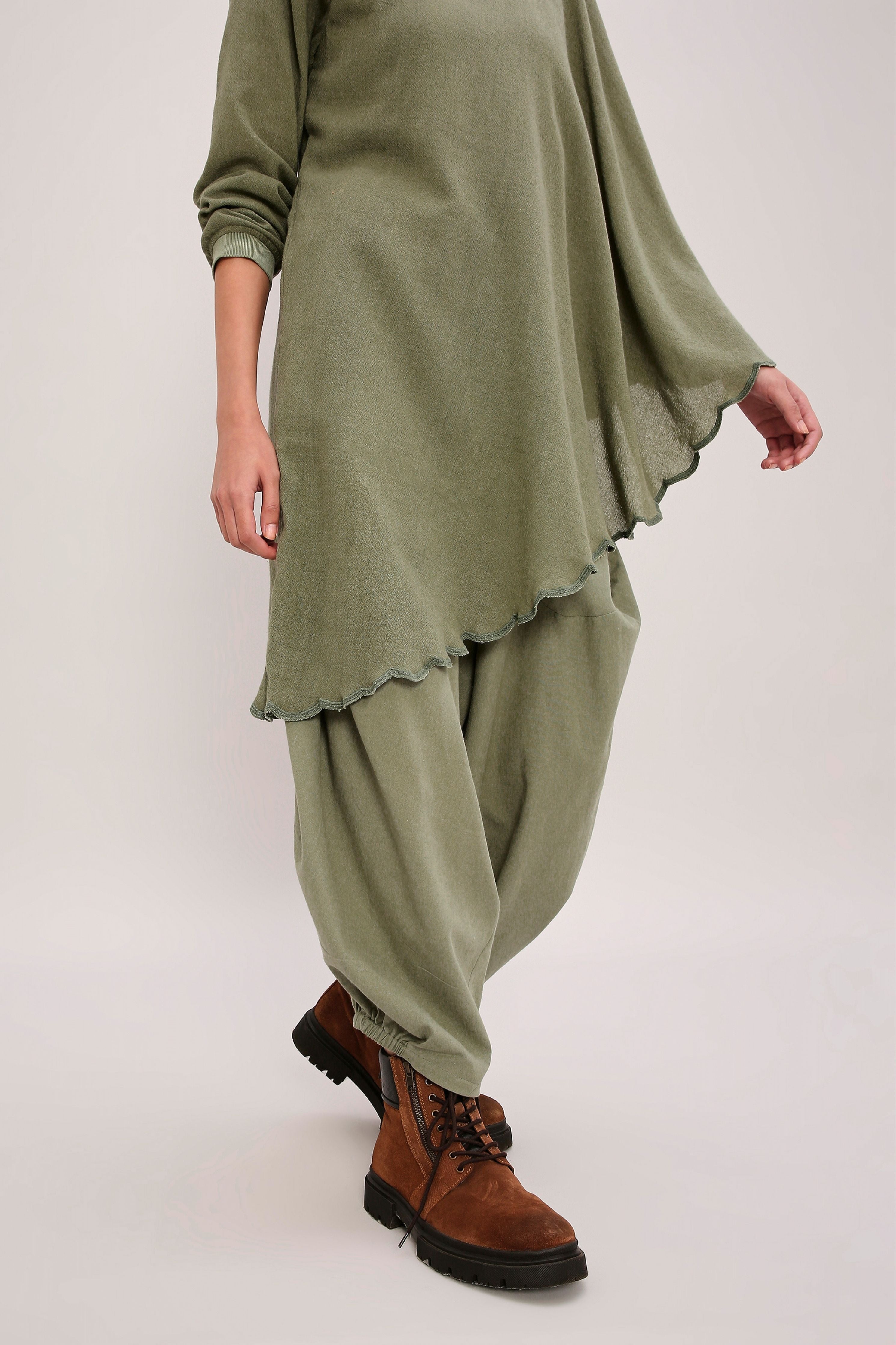 Green Ribbed Scallop Tunic Set