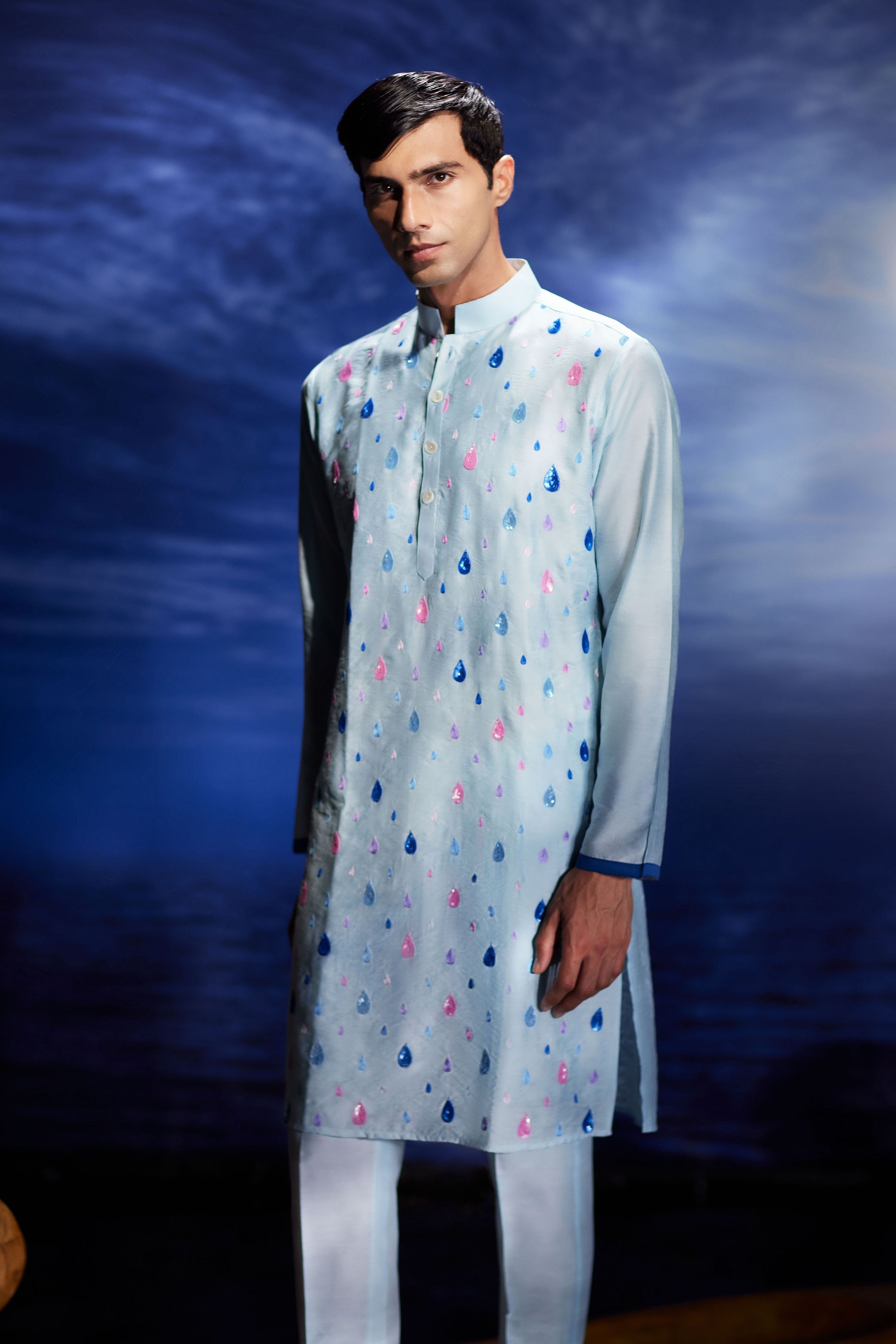 Boondein Hand Embrodiery Kurta Set