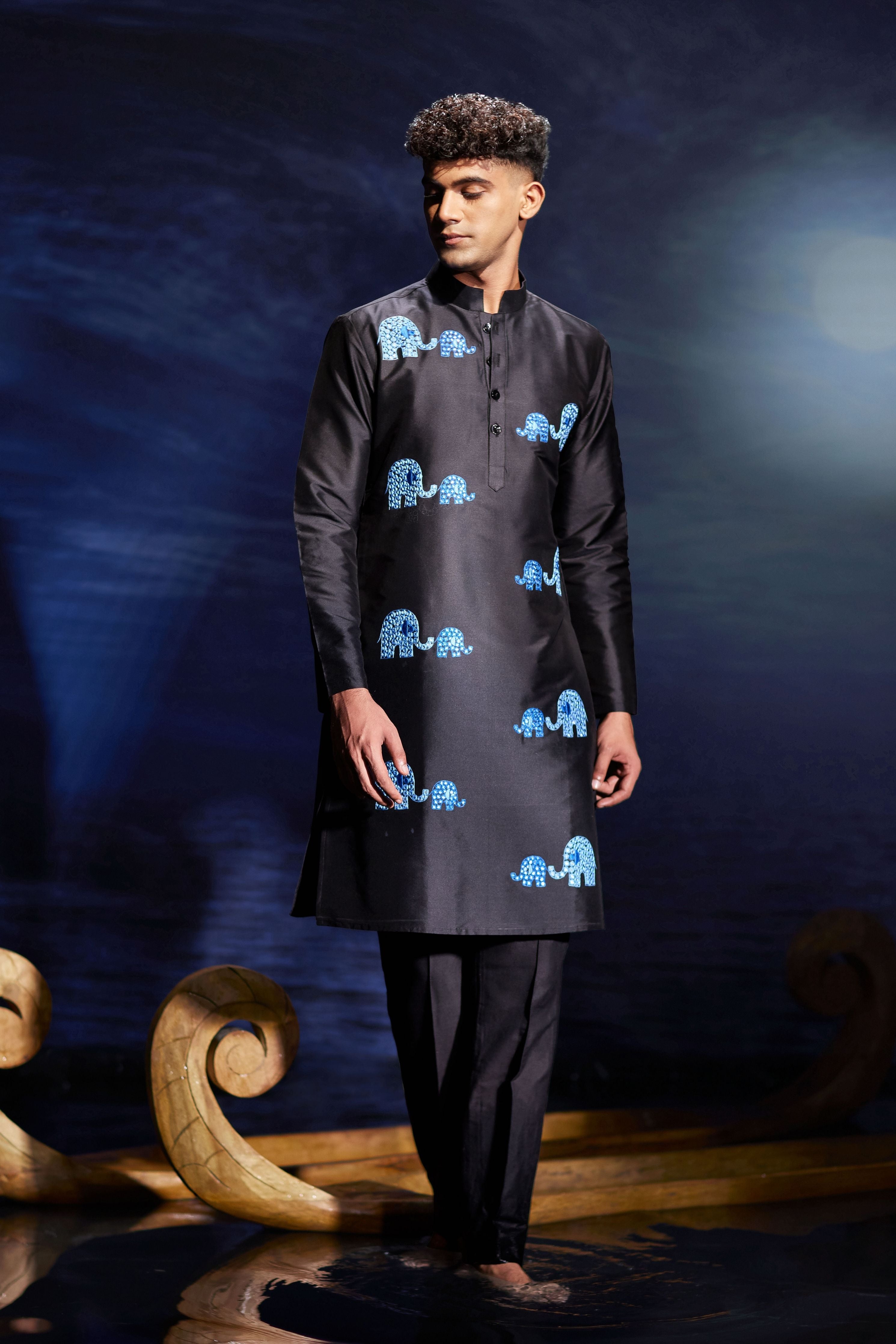 Gaja Mirror Hand Embroidery Kurta Set