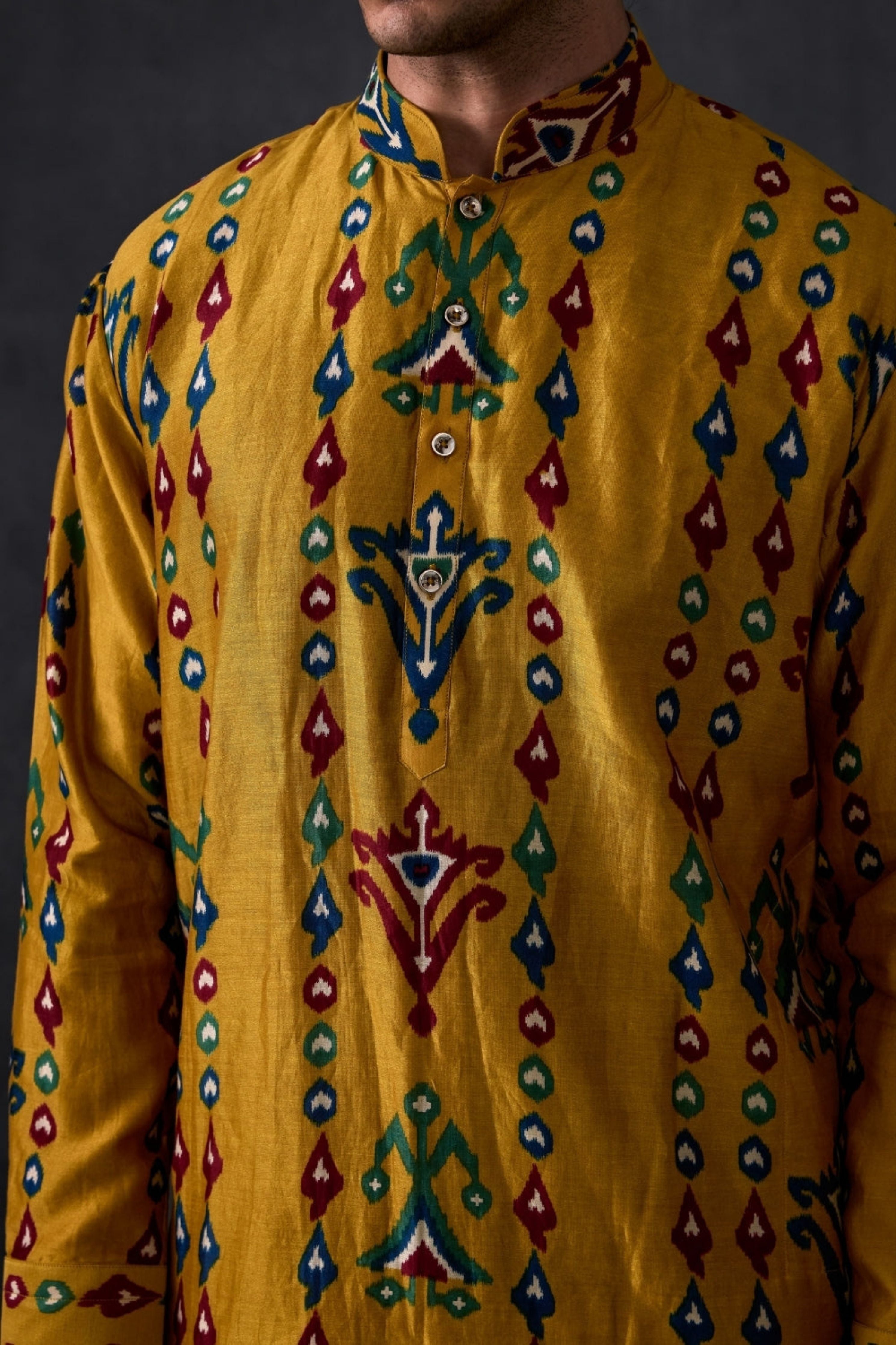Printed Kurta And Trousers