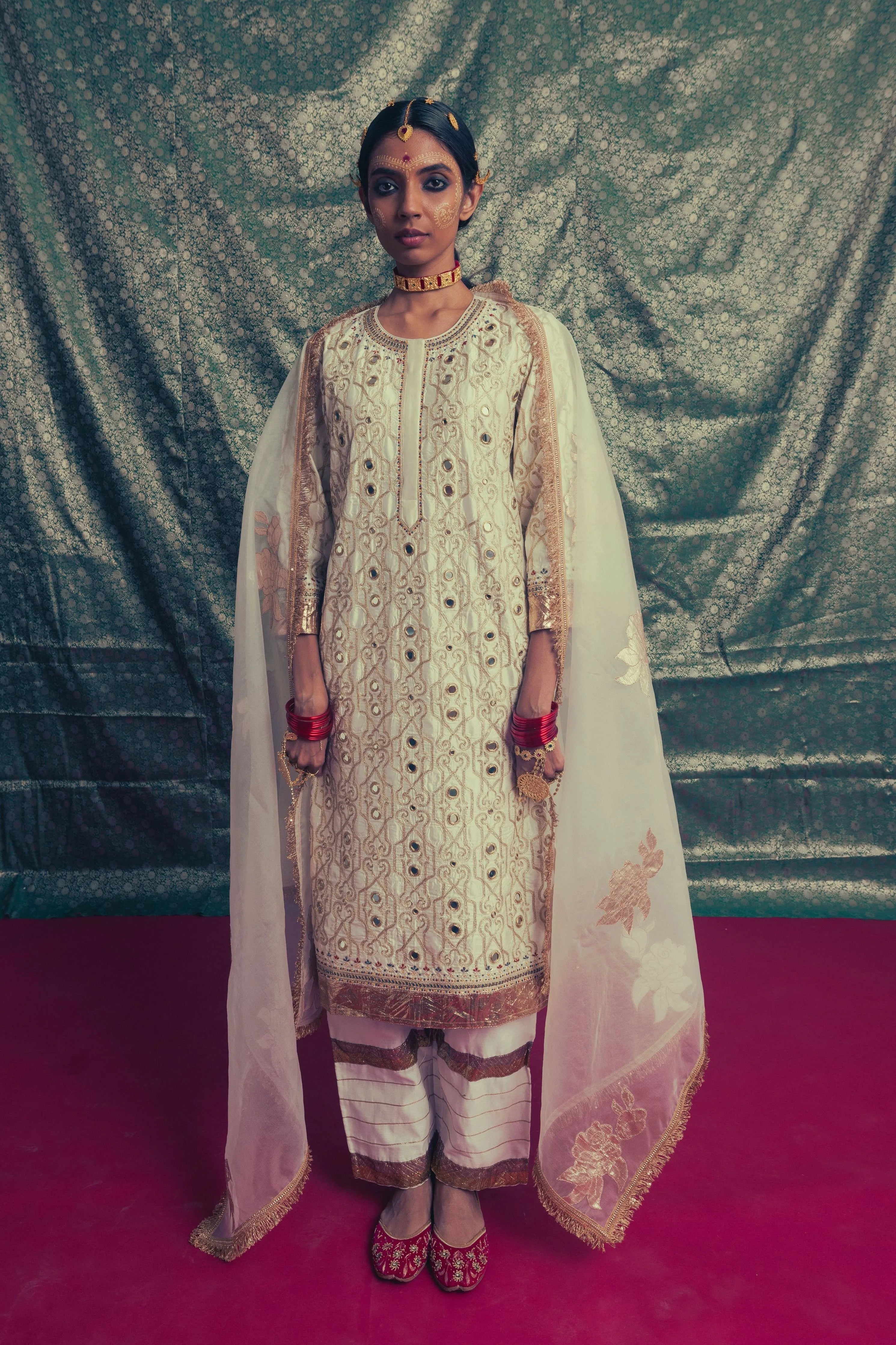 Sheeshmahal Kurta Set