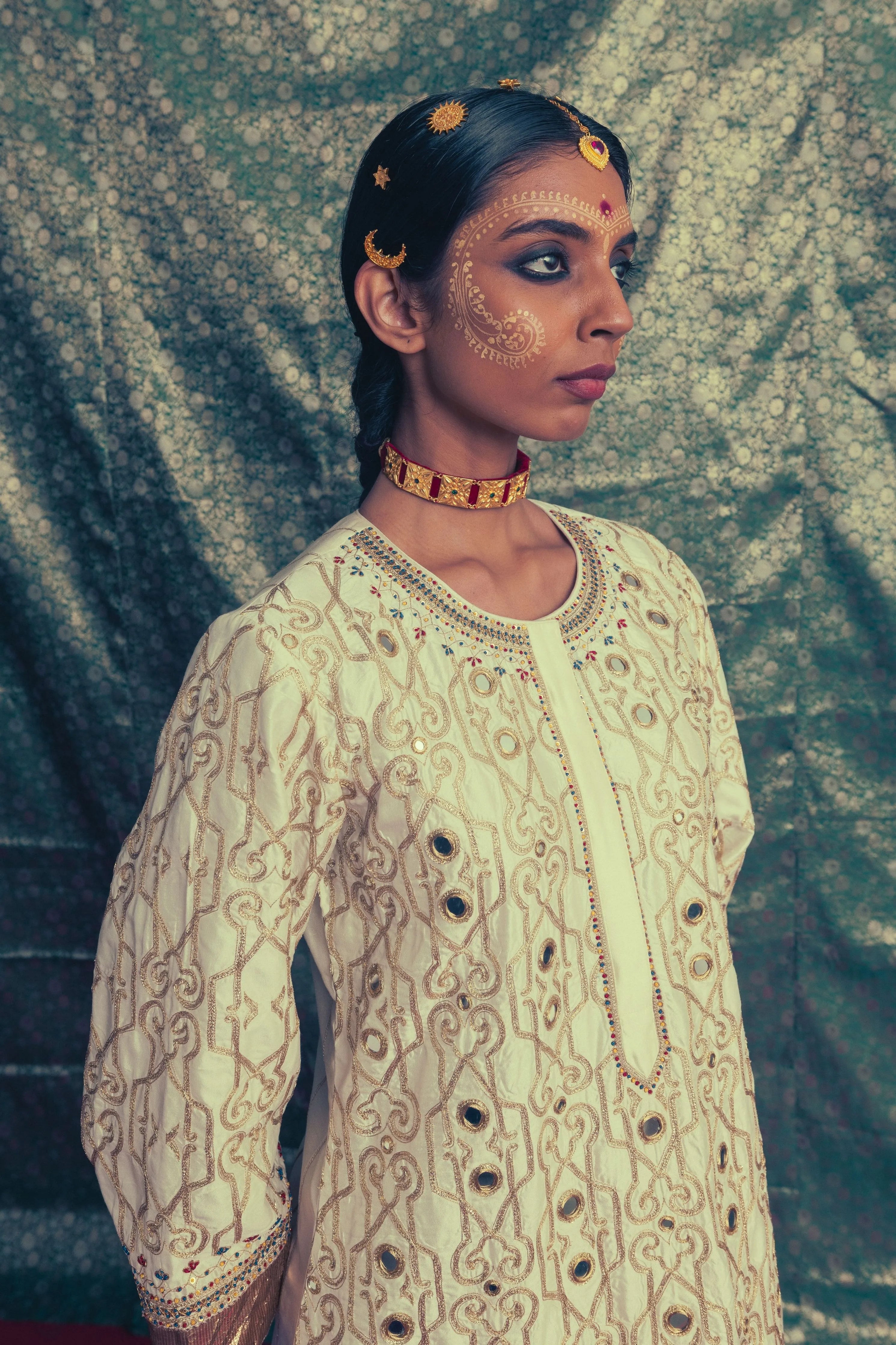Sheeshmahal Kurta Set