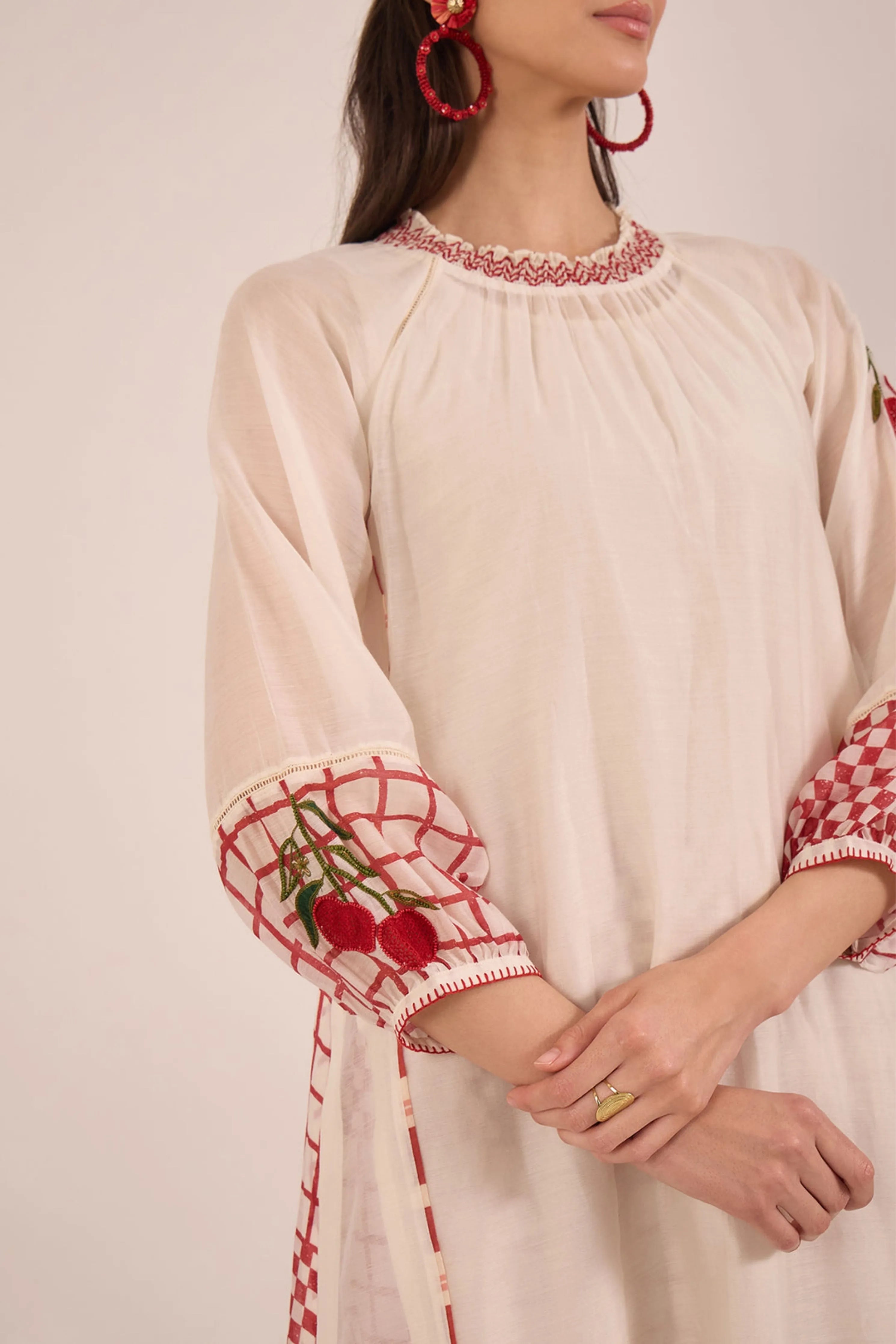 Shirin Ivory Red Check Embroidered Kurta Set