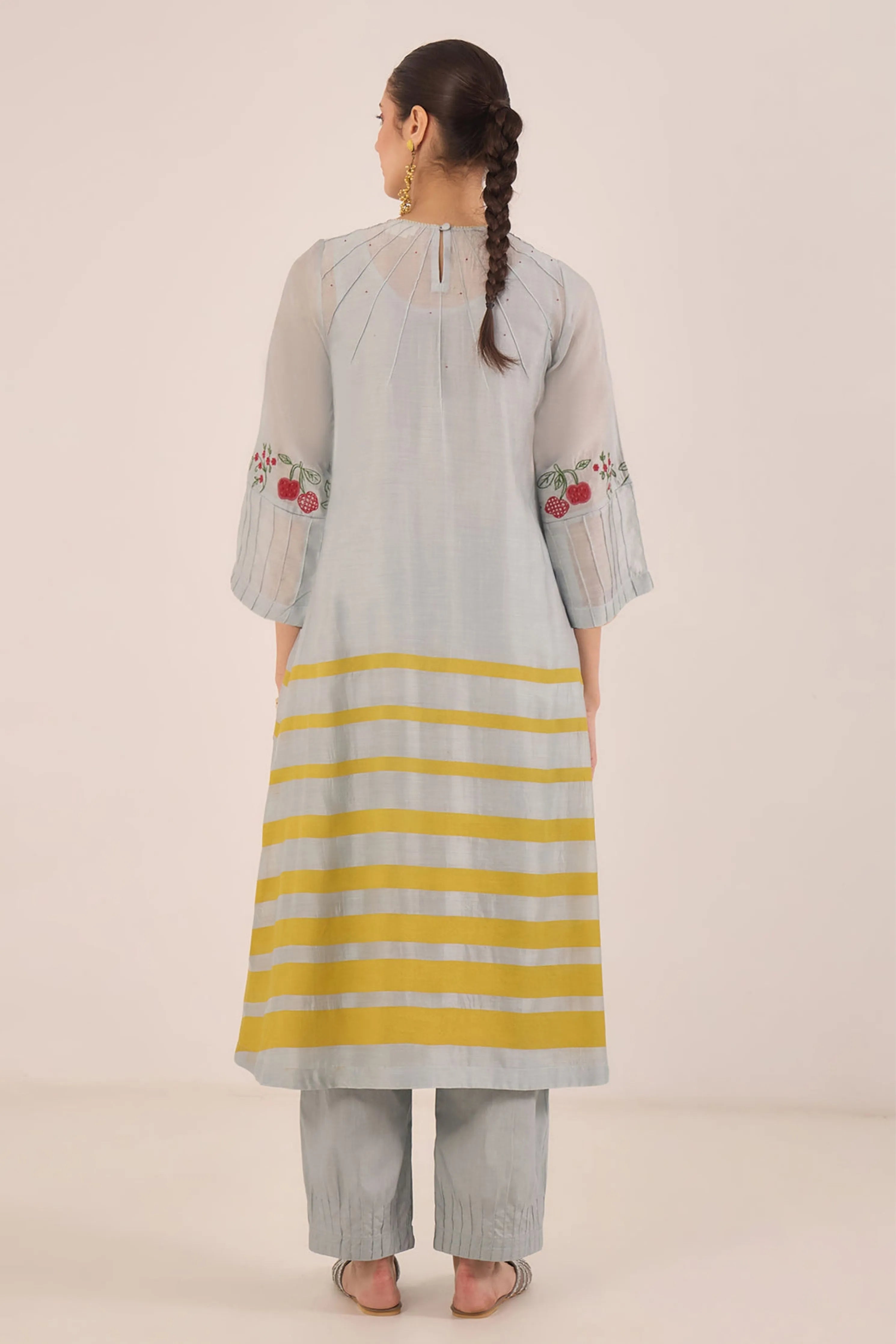 Chinar Embroidery Kurta Set