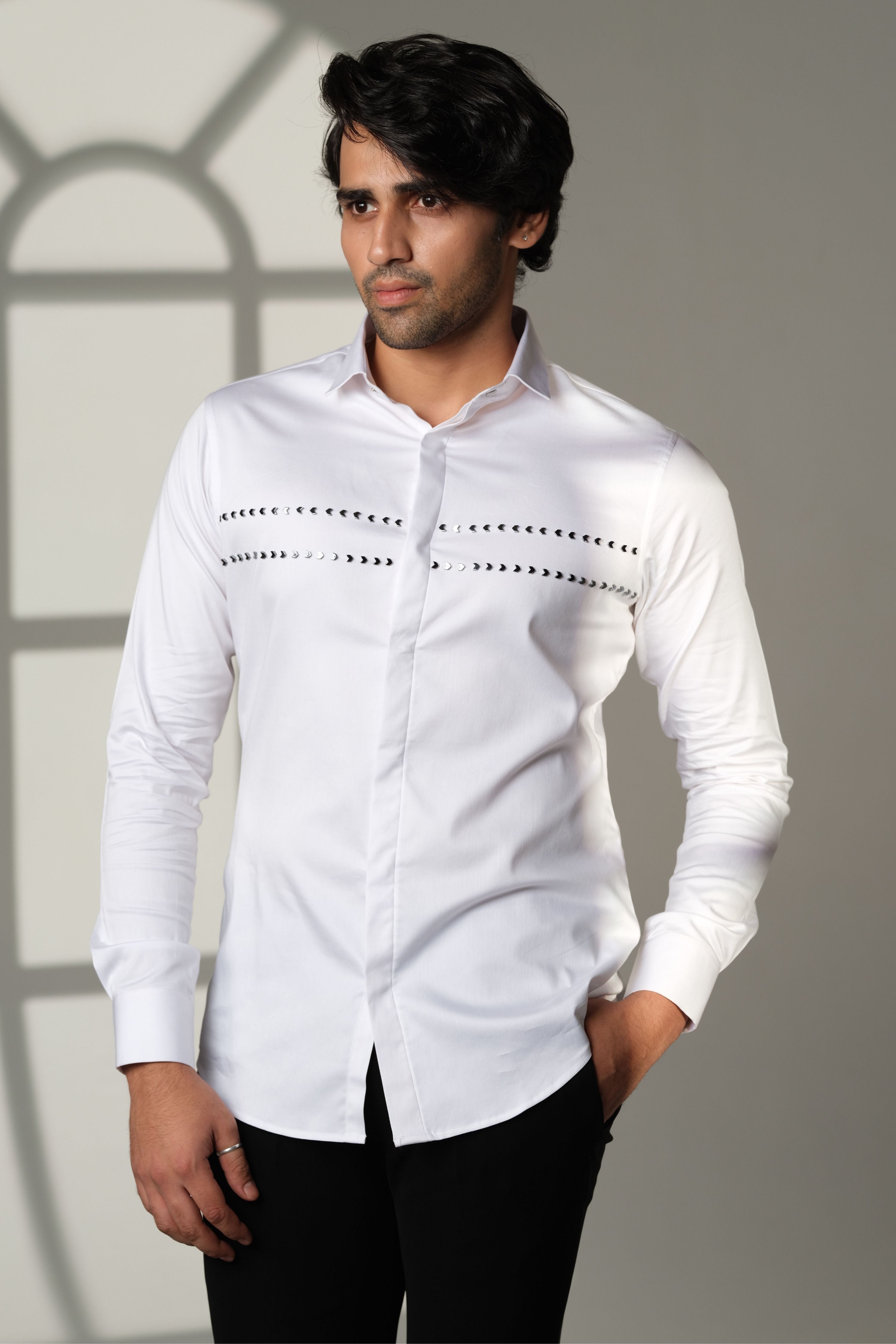 White Shirt With Double Parallel Arrow Embroidery