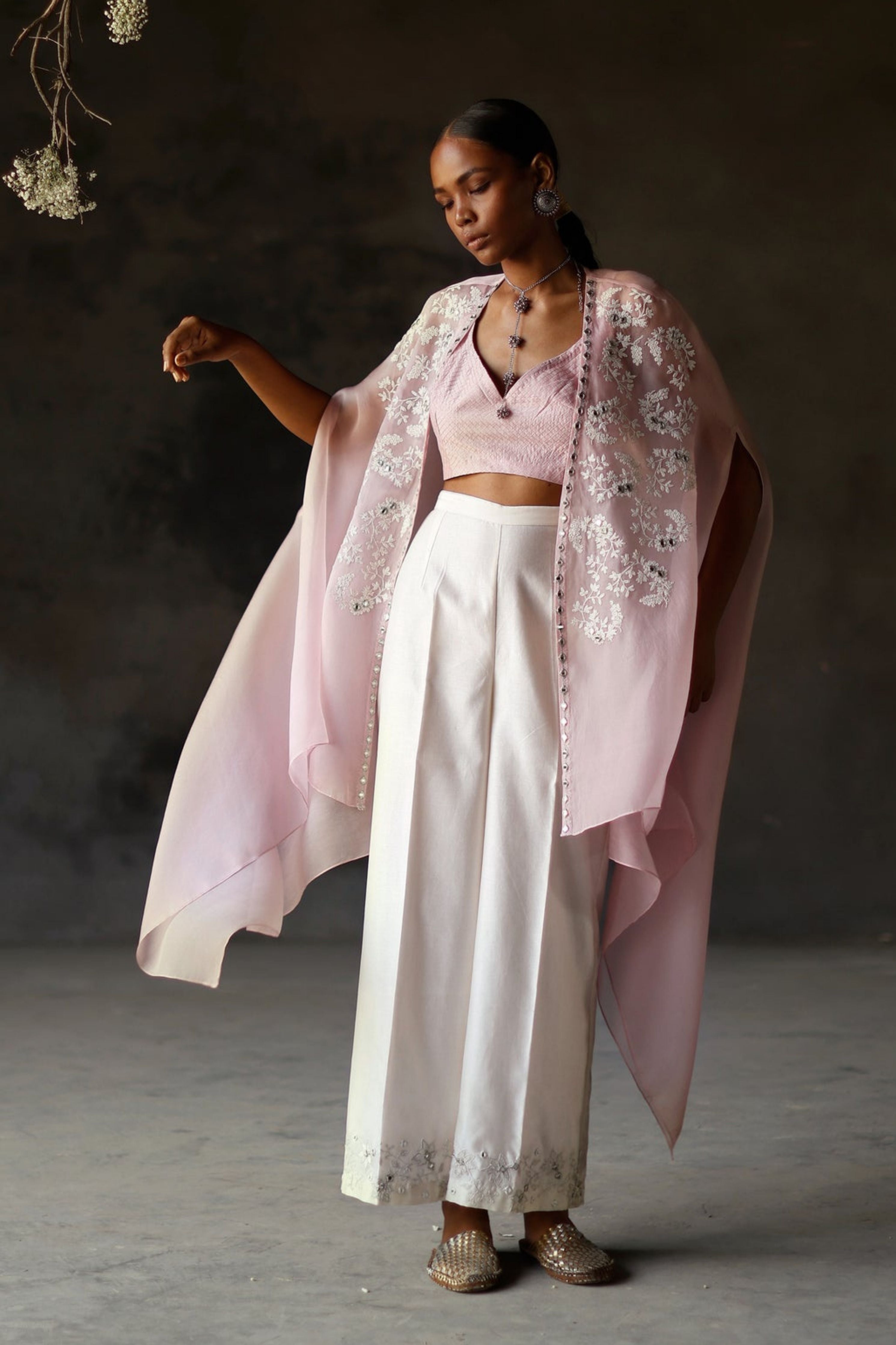 Jamuni Ruhee Cape Set