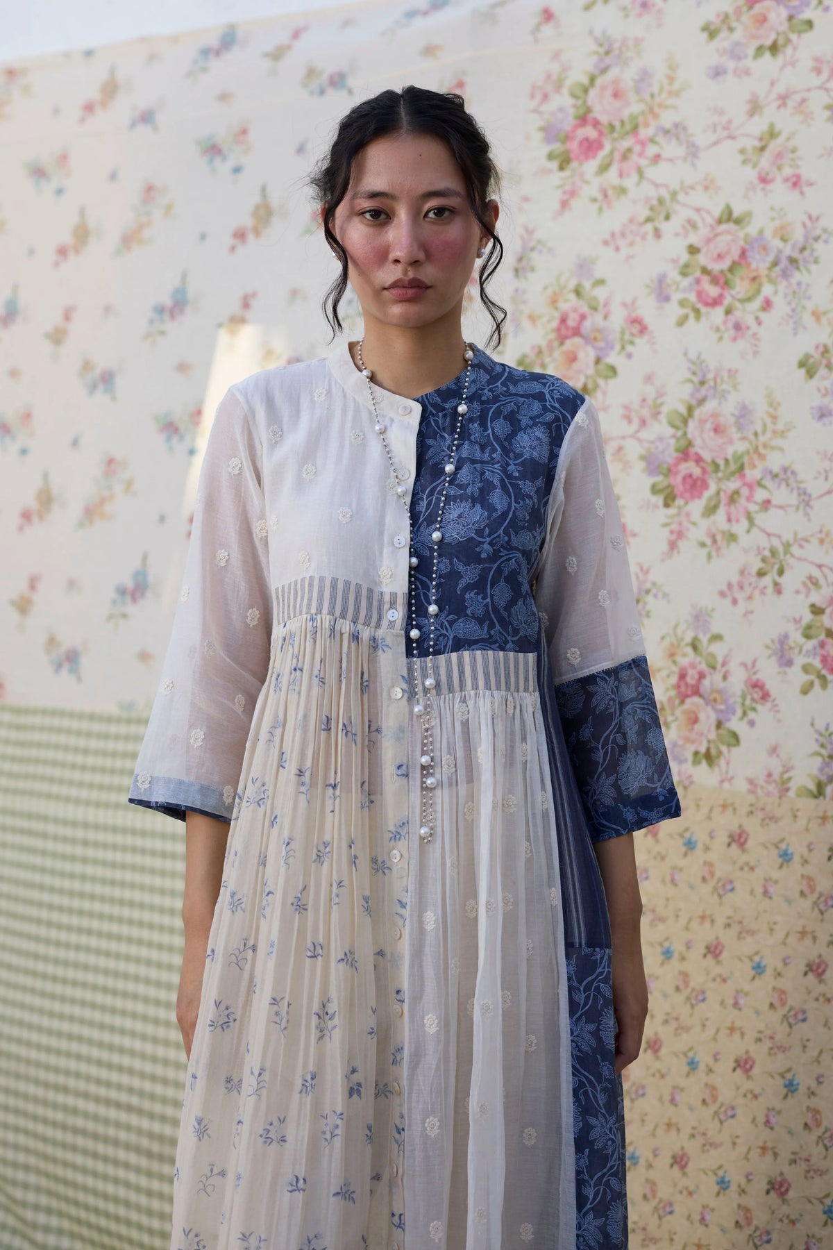 Raye Tunic Set In Off white & Blue