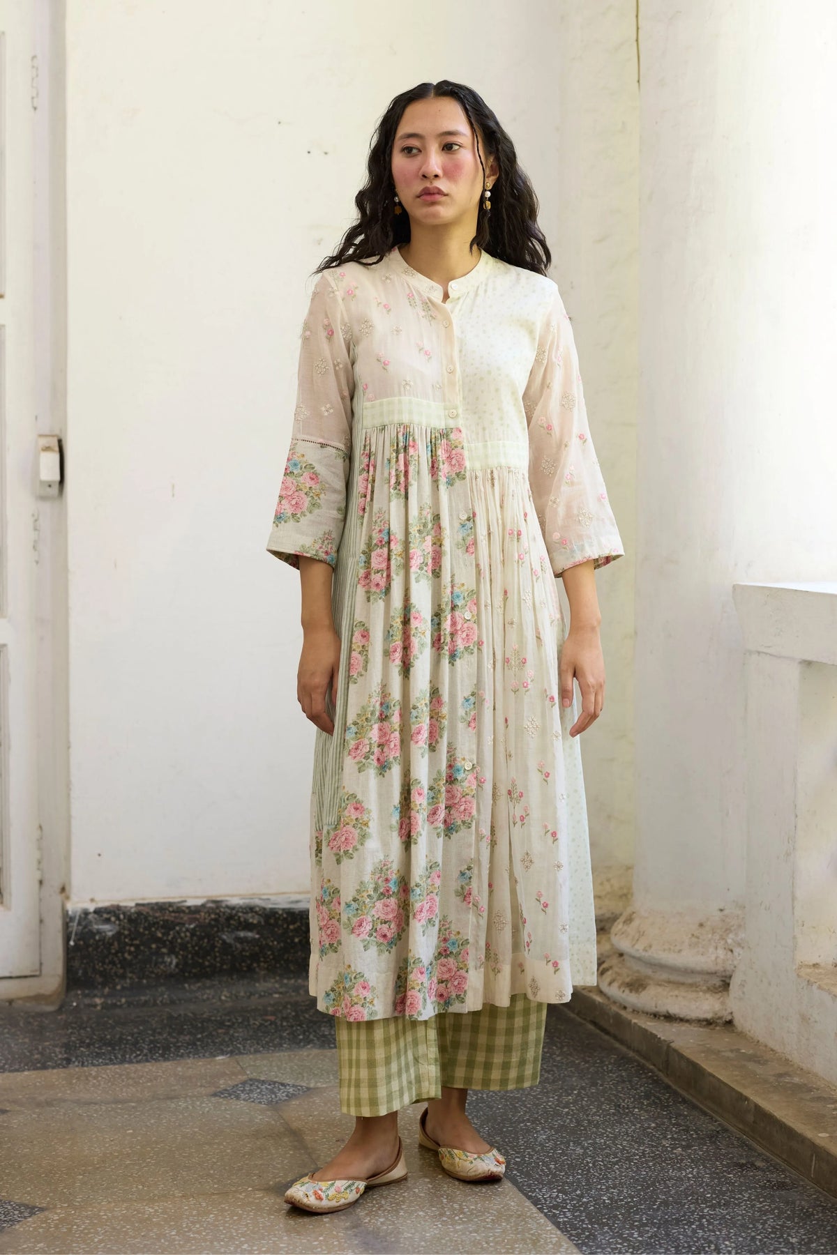 Raye Tunic Set In Off white & Green