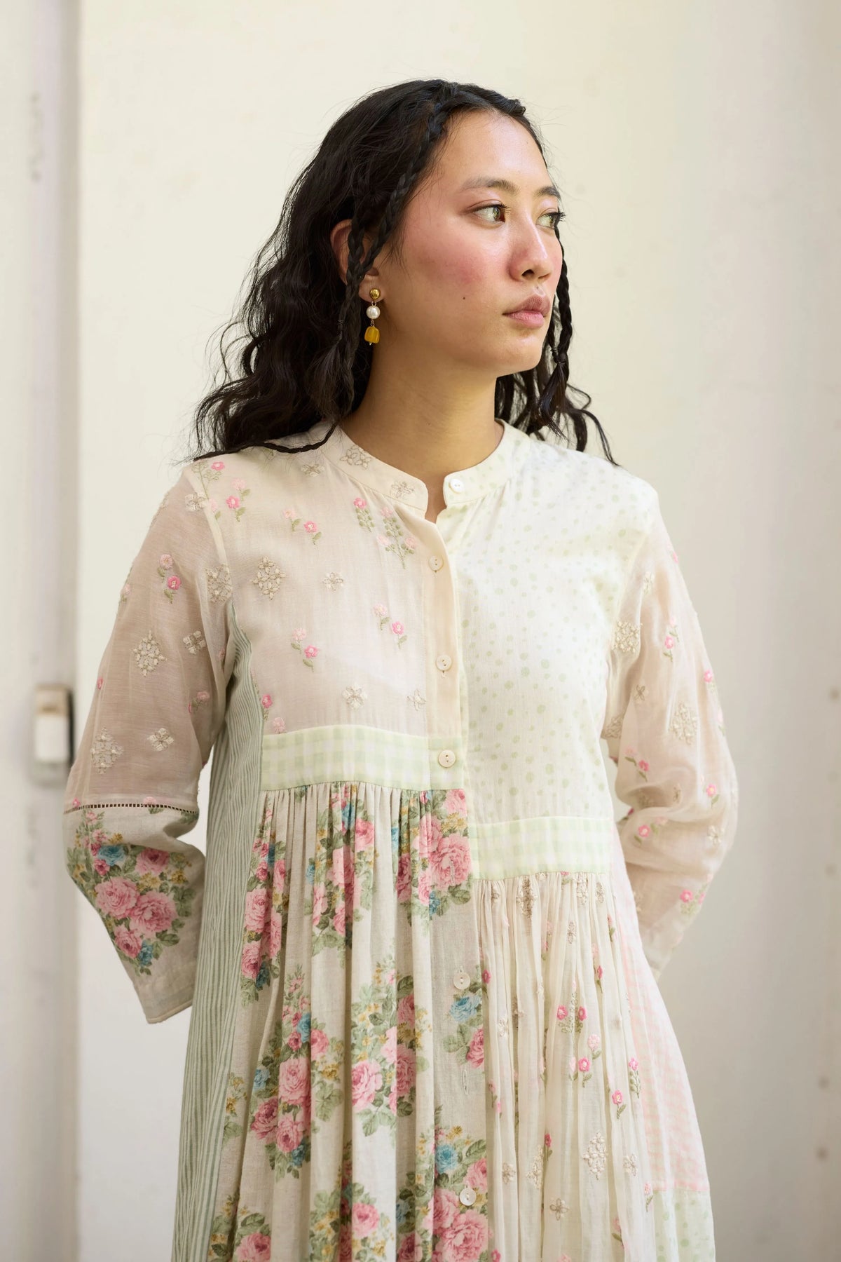 Raye Tunic Set In Off white & Green