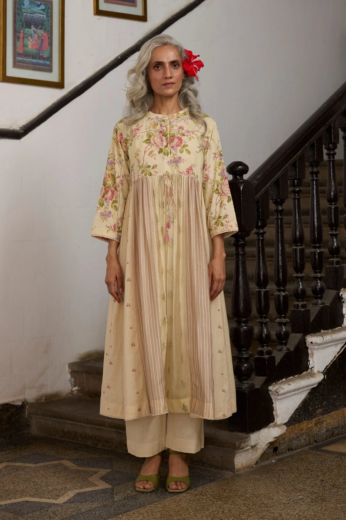 Chowa Kurta Set In  Ecru  &  Pink