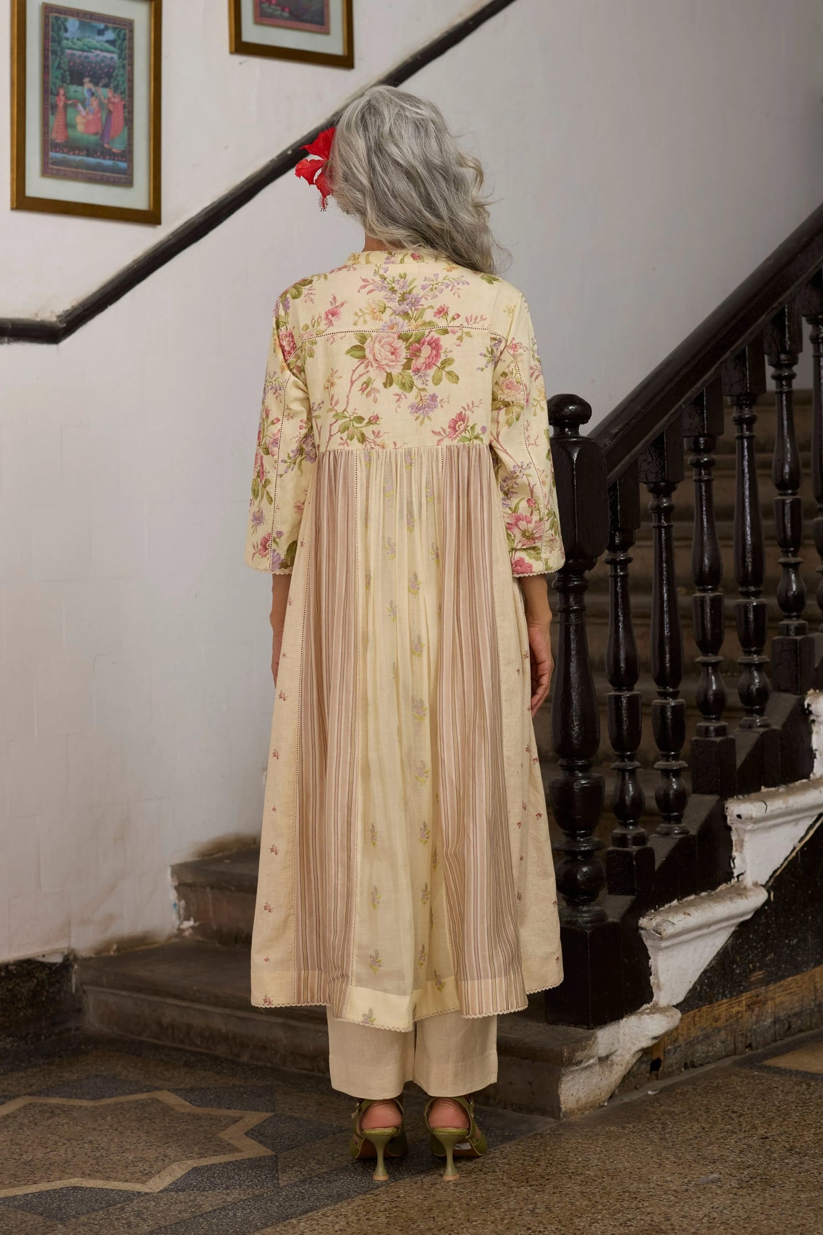 Chowa Kurta Set In  Ecru  &  Pink