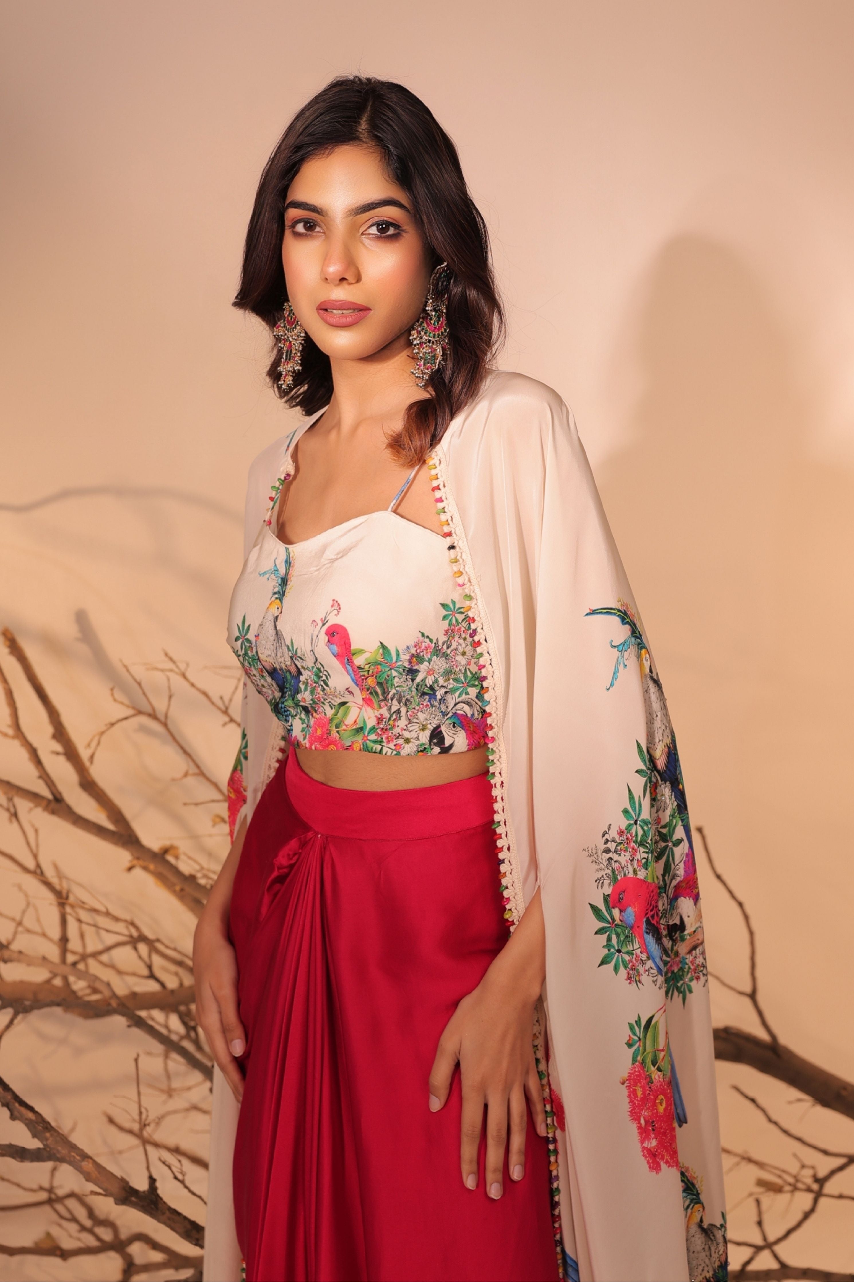 Parinda Cape Set