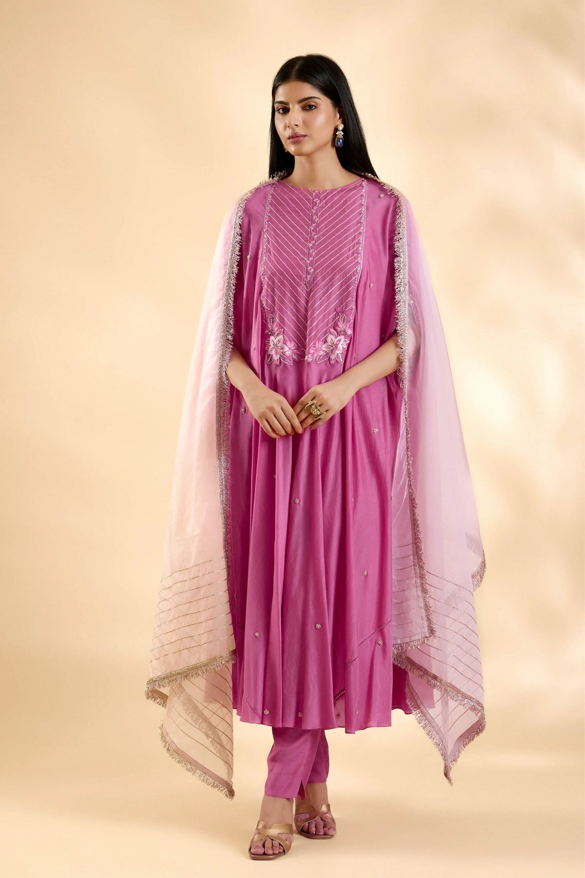 Gulabi Sitara Anarkali Set