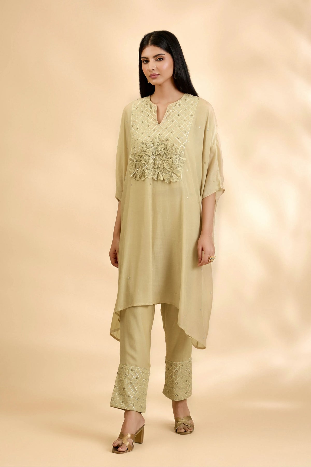 Taru Kaftan Tunic Set