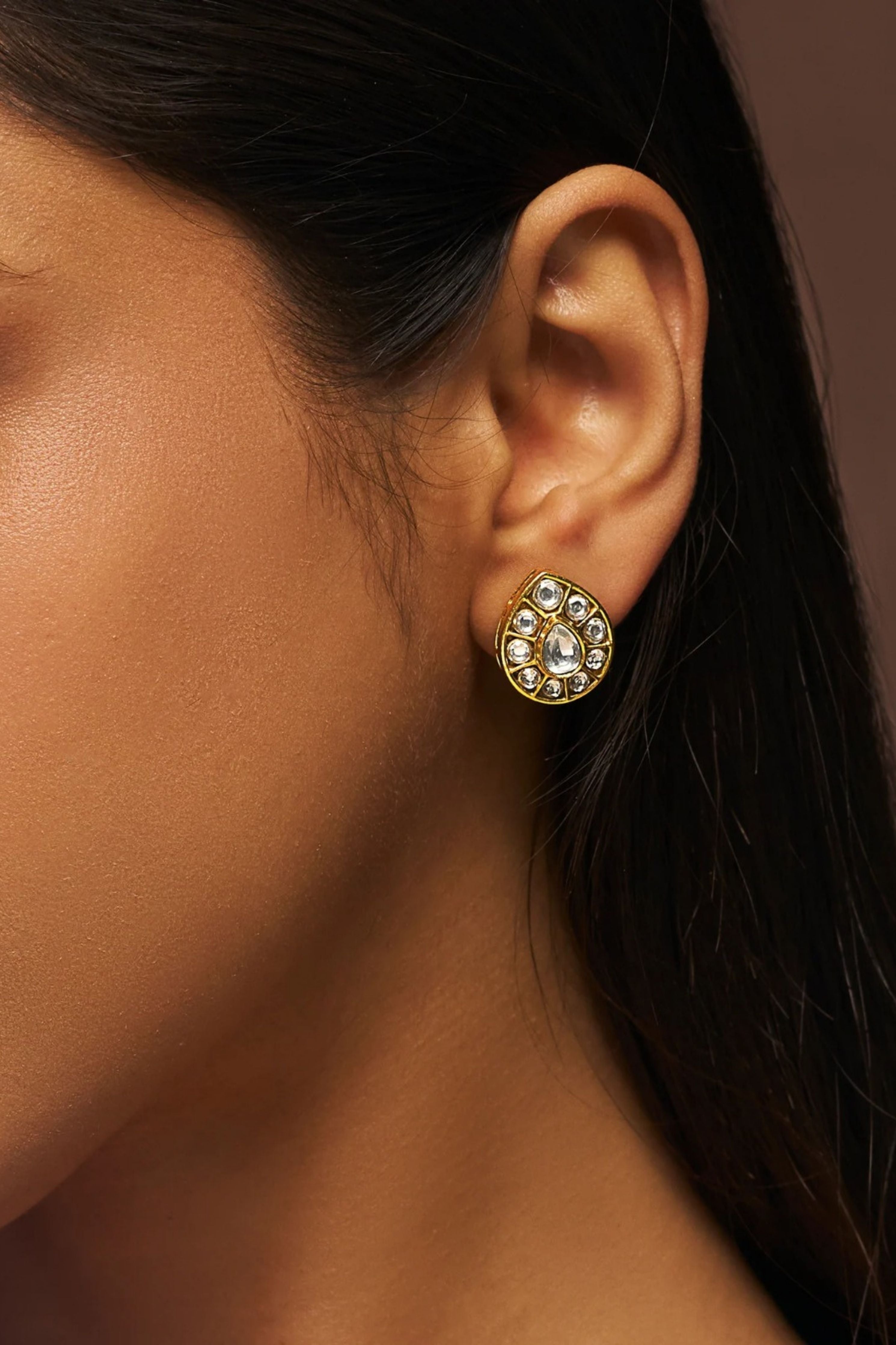 Ariel Studs