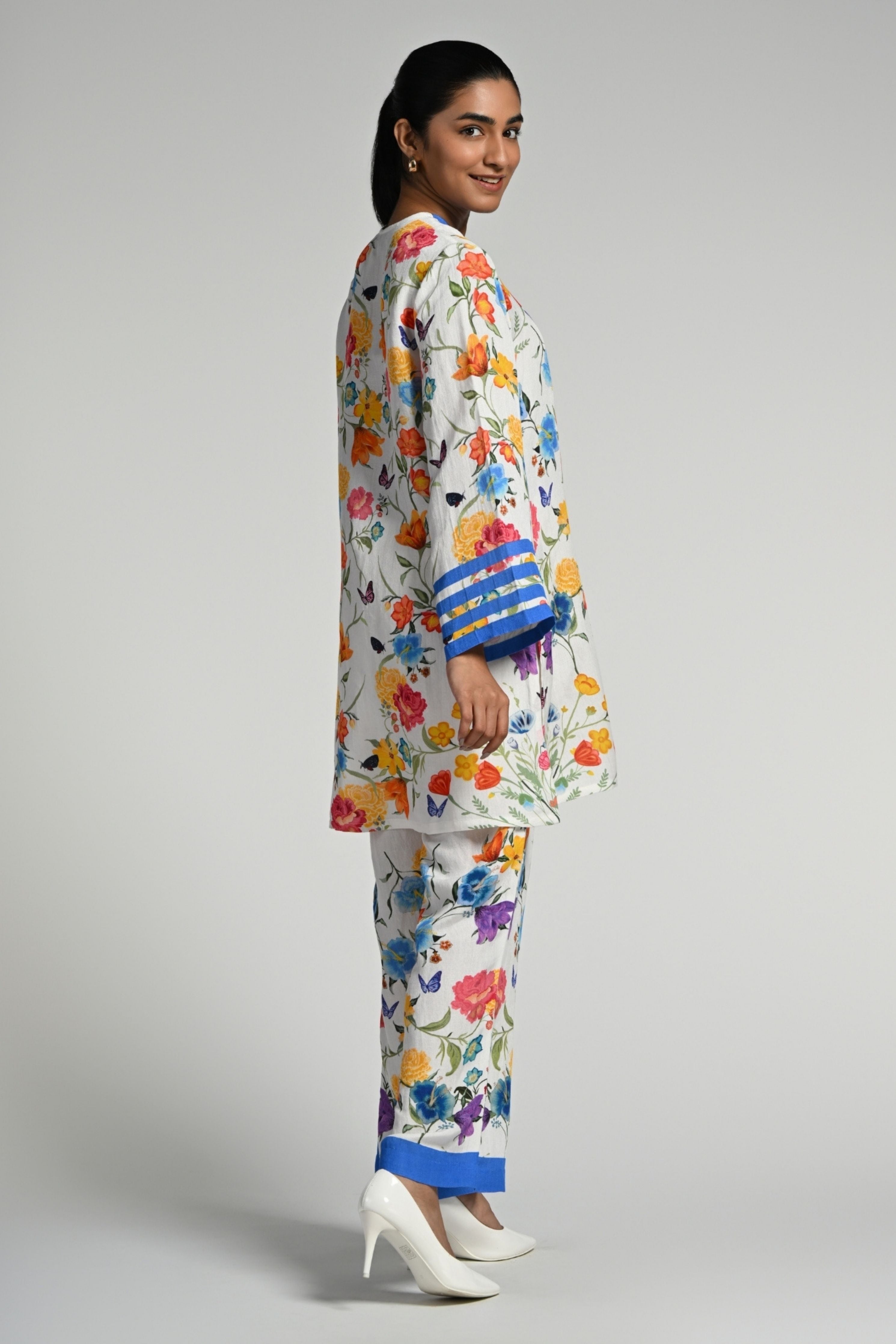 Papillion Garden Linen Kurta Set