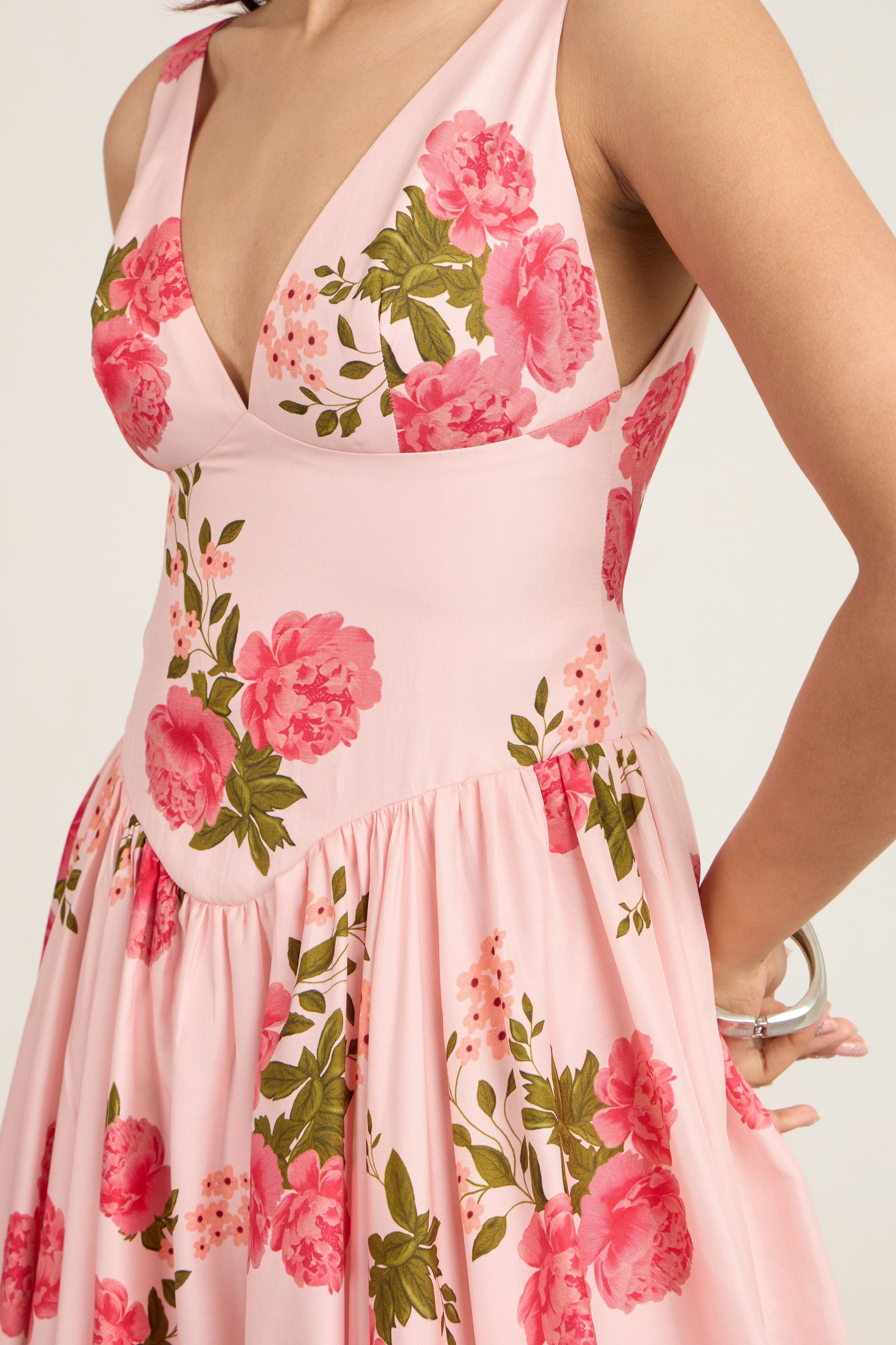 Aerith Midi Dress