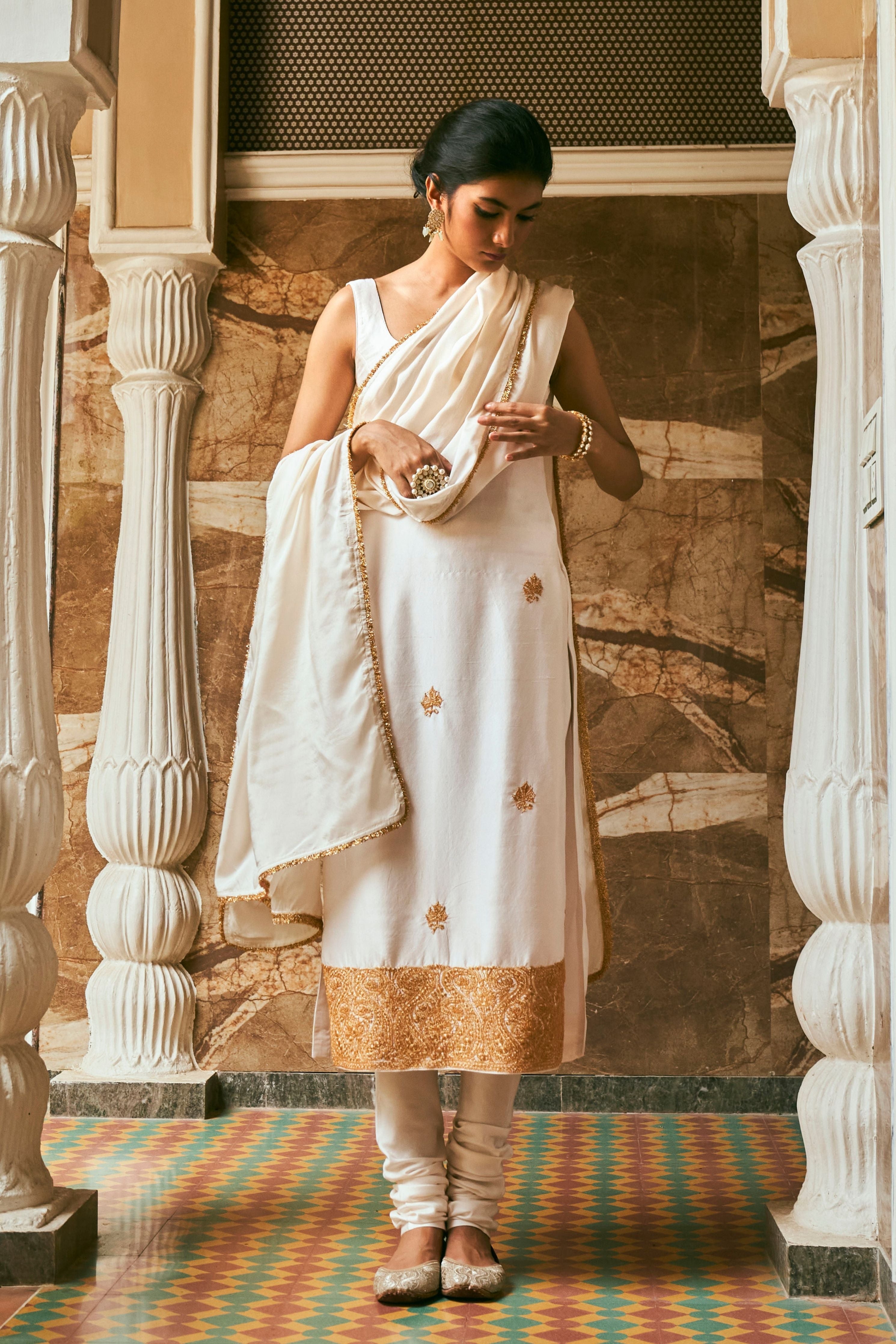 ‘Kirat’ Ivory Kurta set