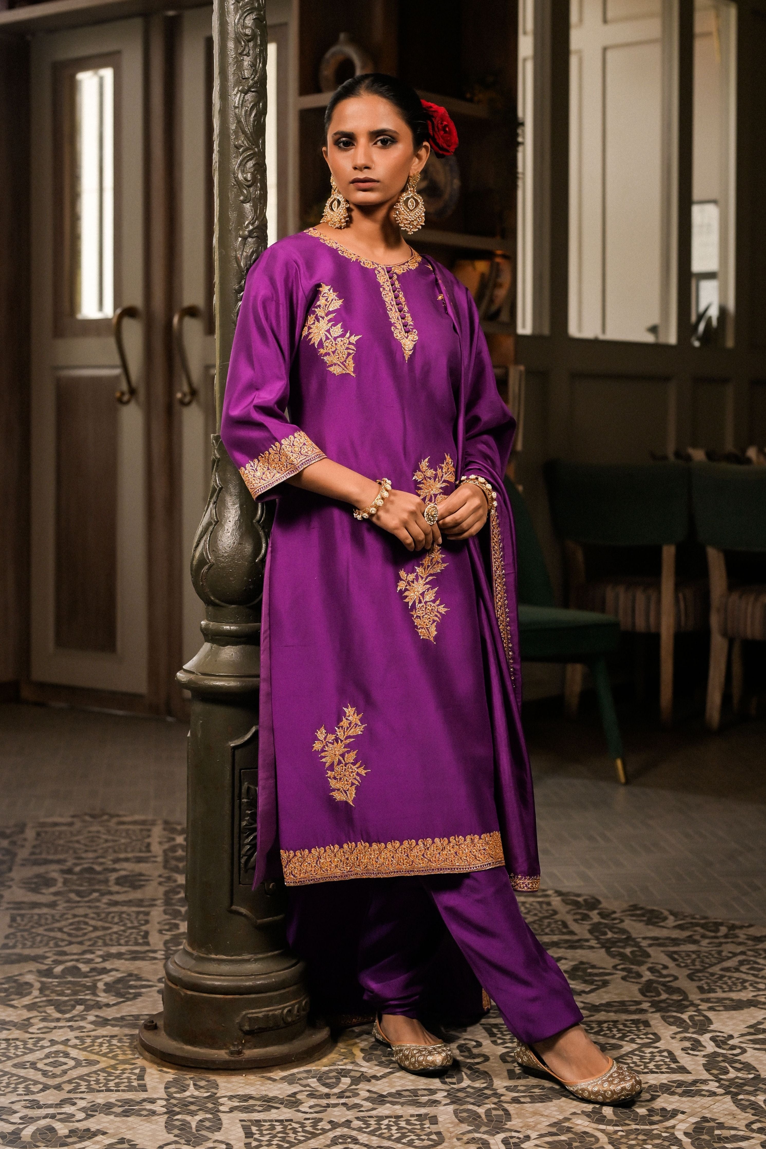 ‘Namika’ Violet Kurta set