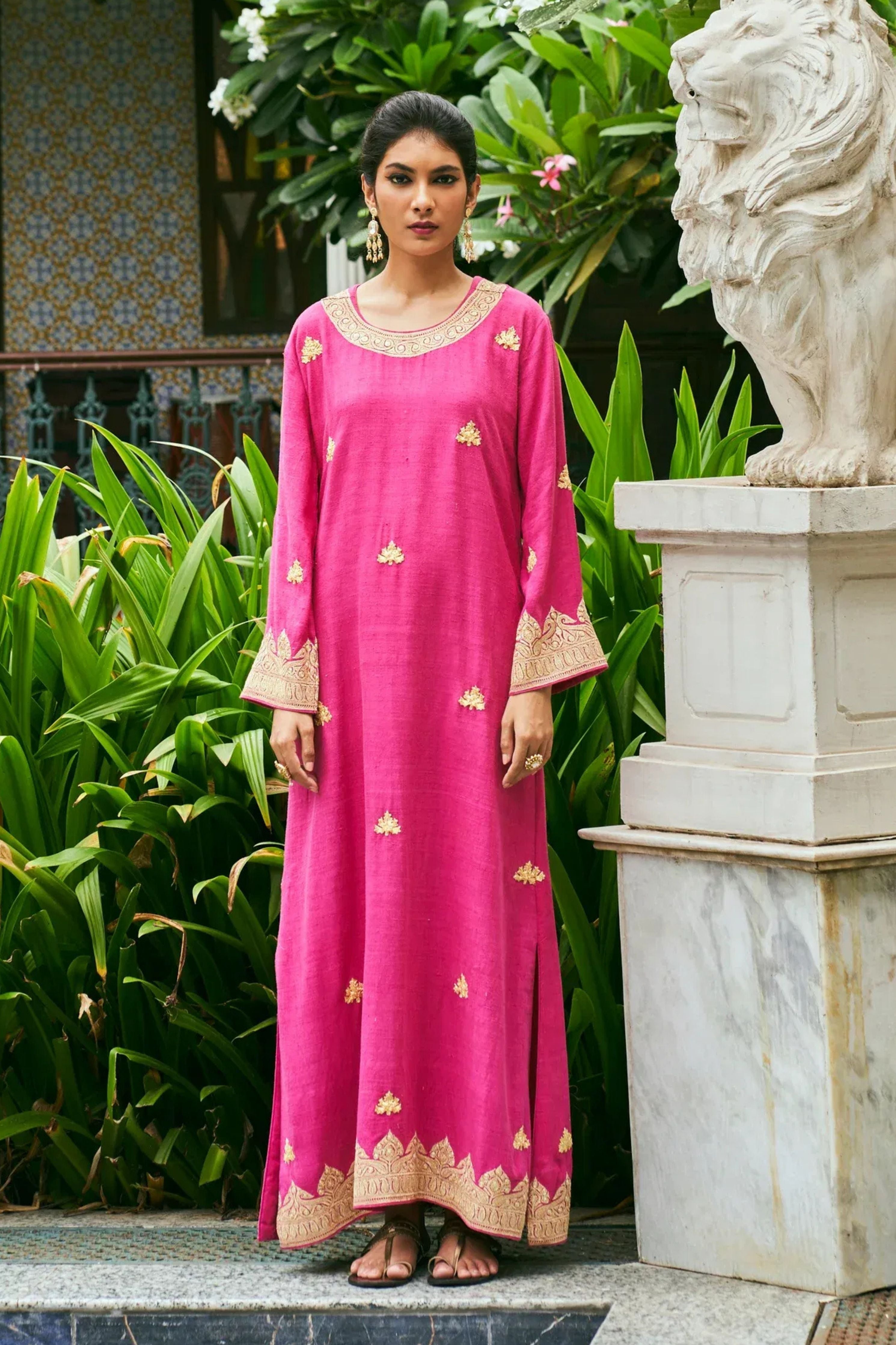 Roosa Gulabi Kaftan