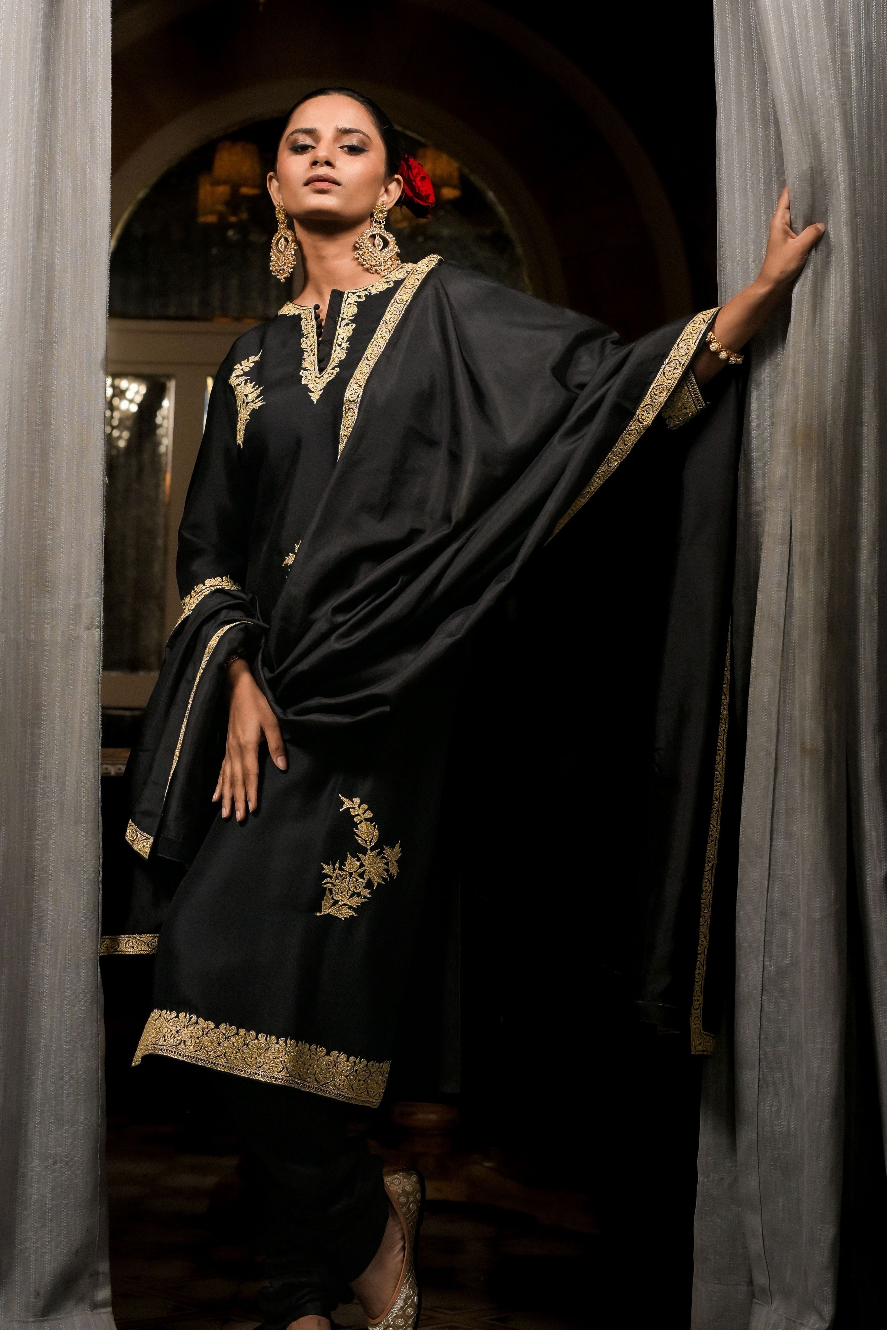 ‘Shaamini’ Black Kurta set