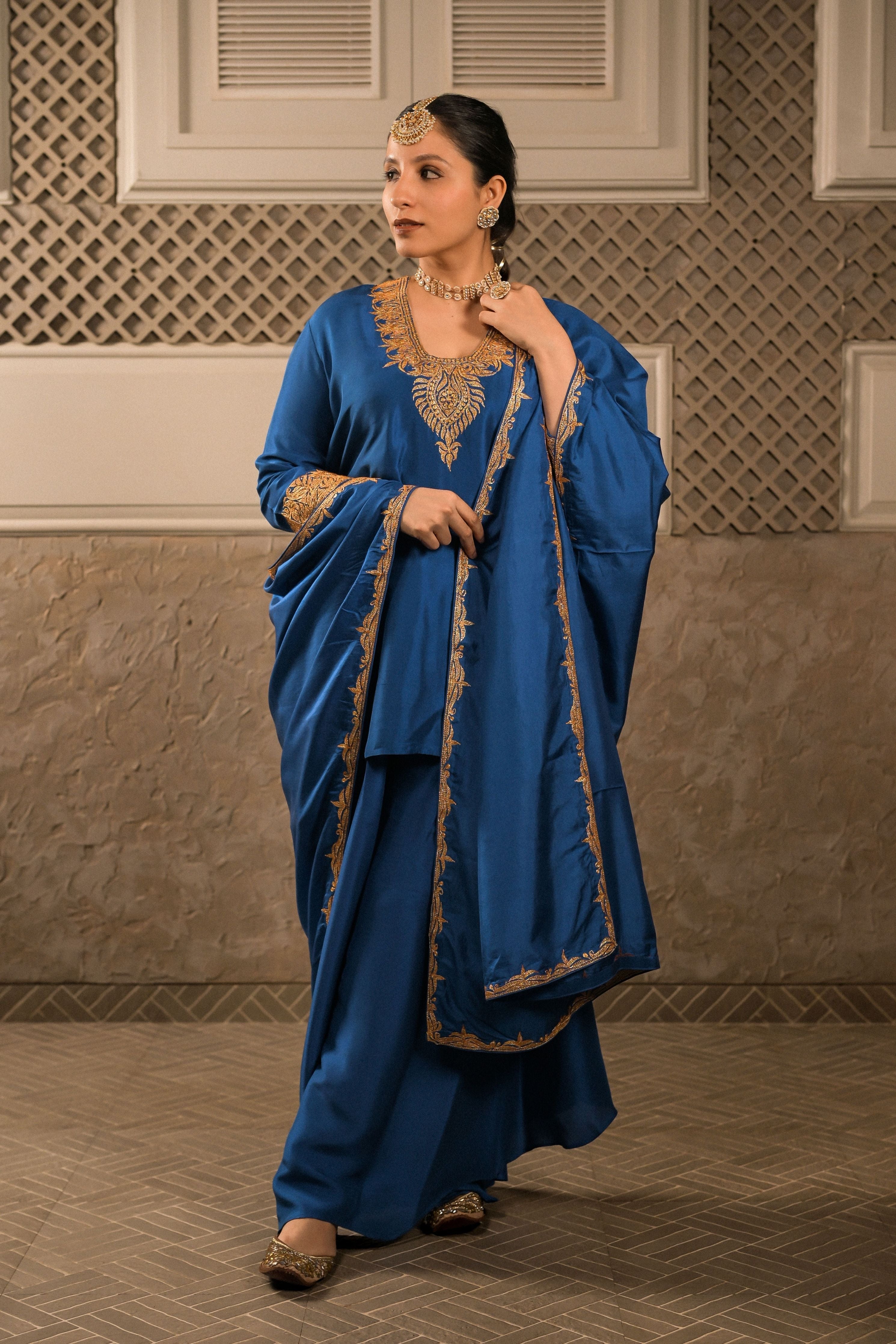 Smera' Royal Blue kurta with high low palazzo pants