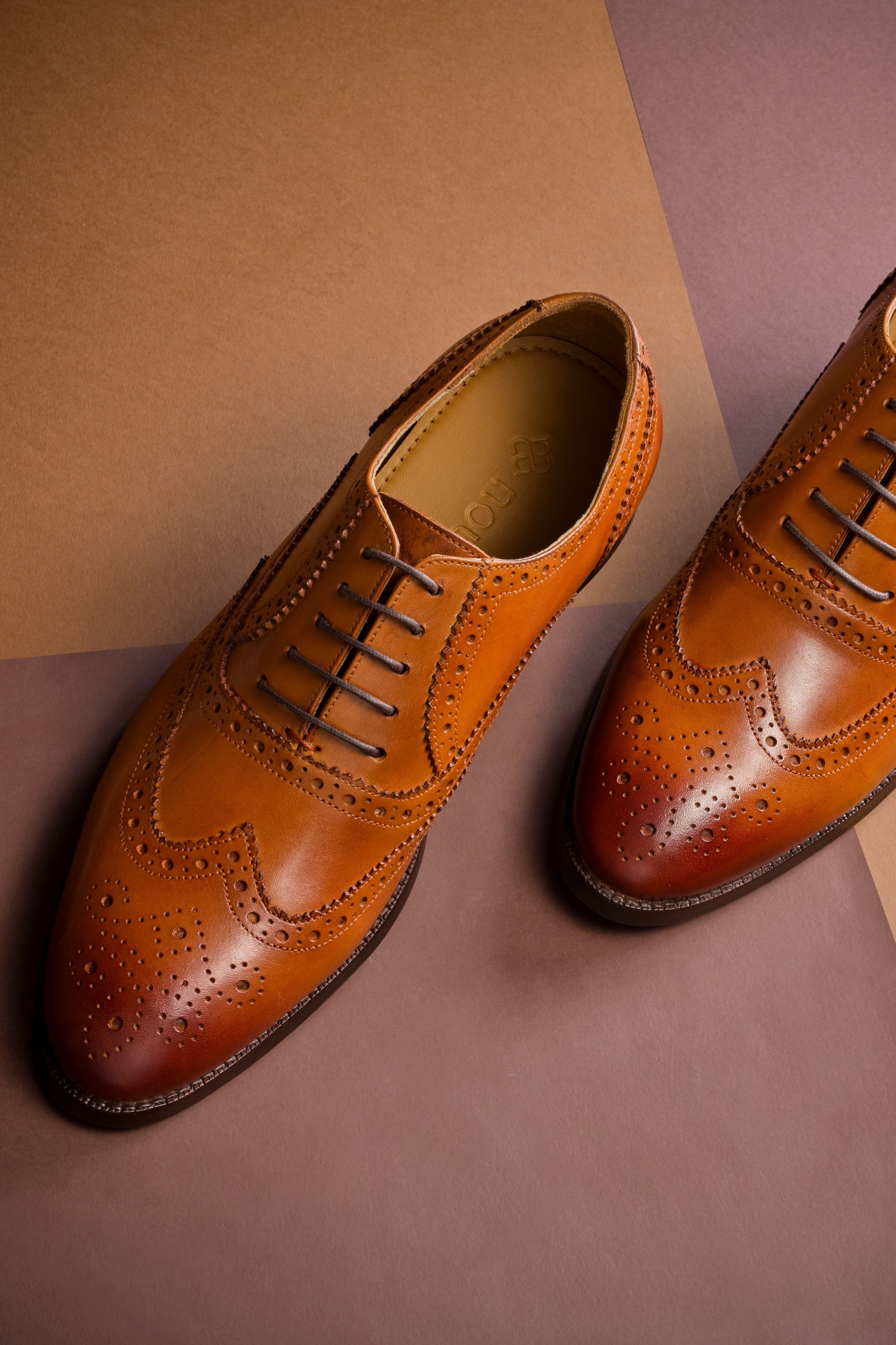 Tan Scott Brogue