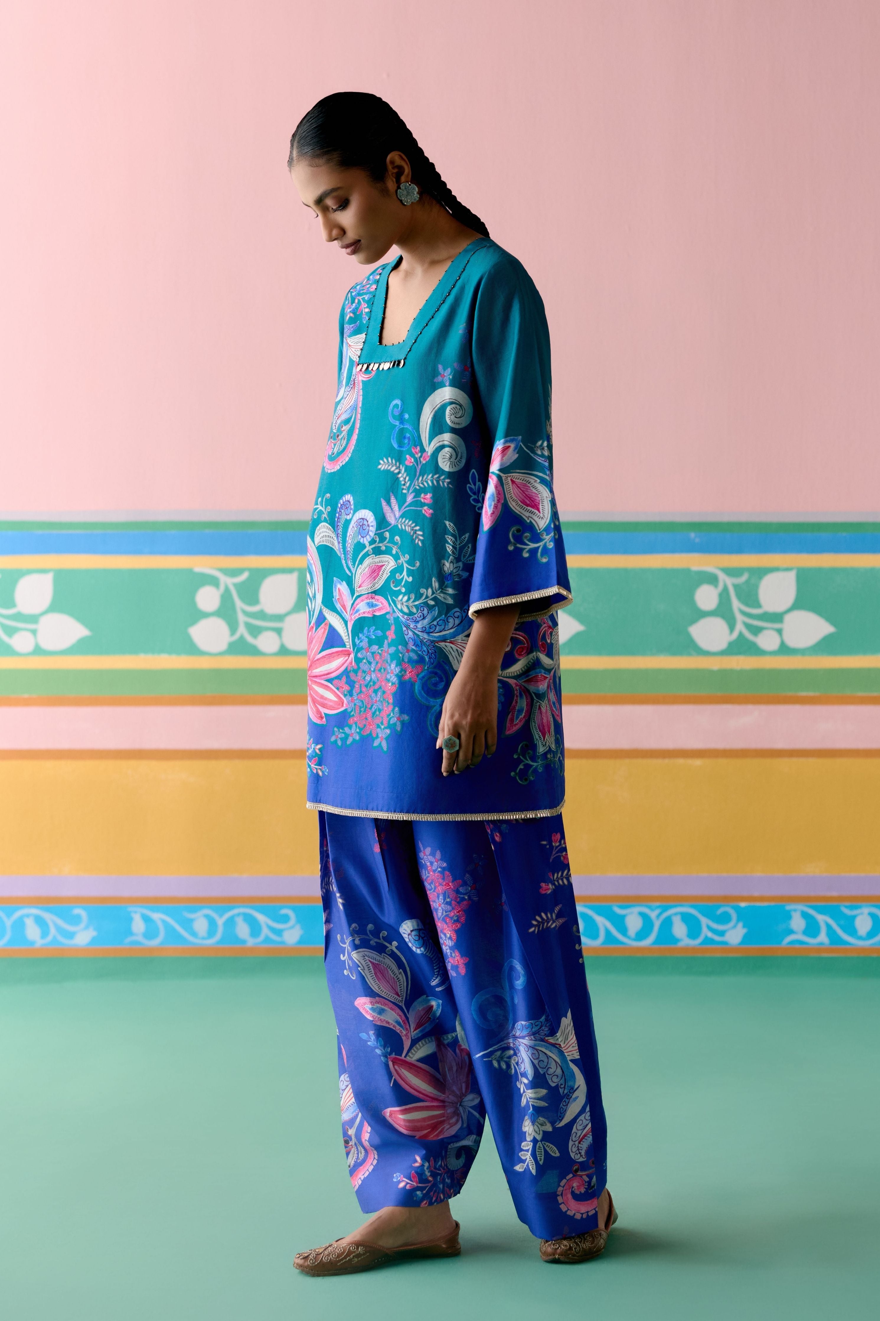 Teal Paisley Square Neck Kurta Set