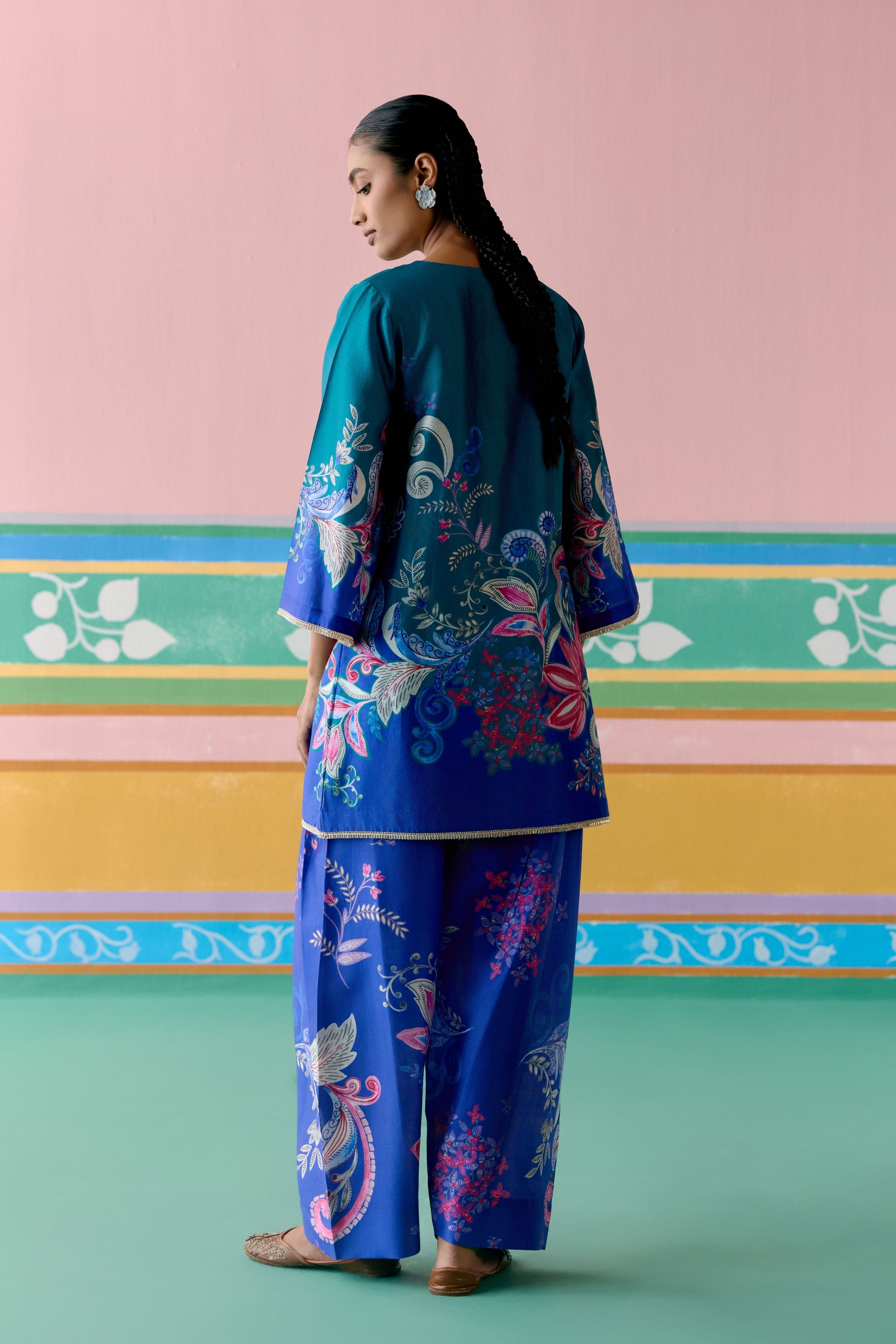 Teal Paisley Square Neck Kurta Set