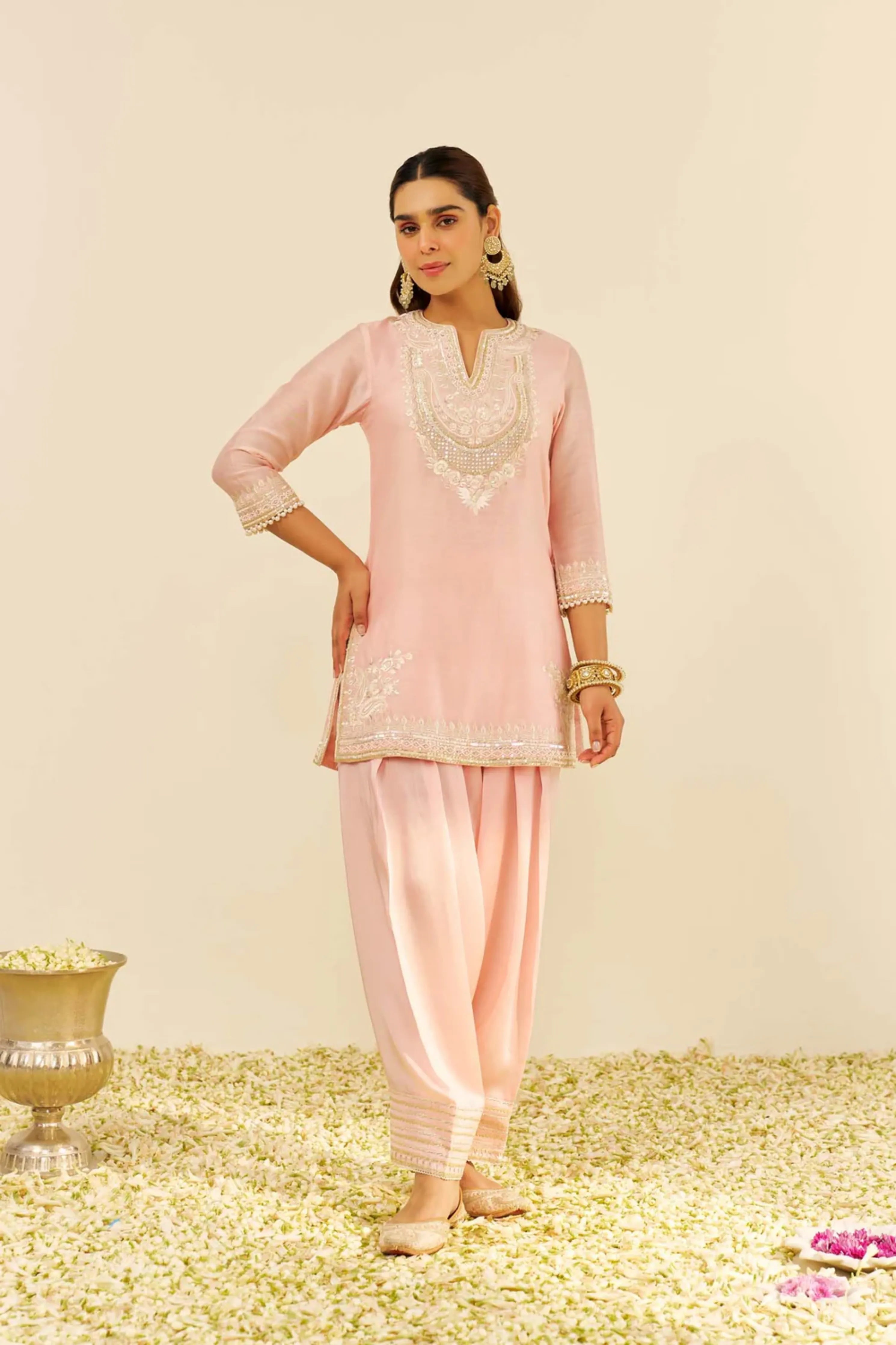 Aamna Sharif In Sara - Short Kurta With Salwar