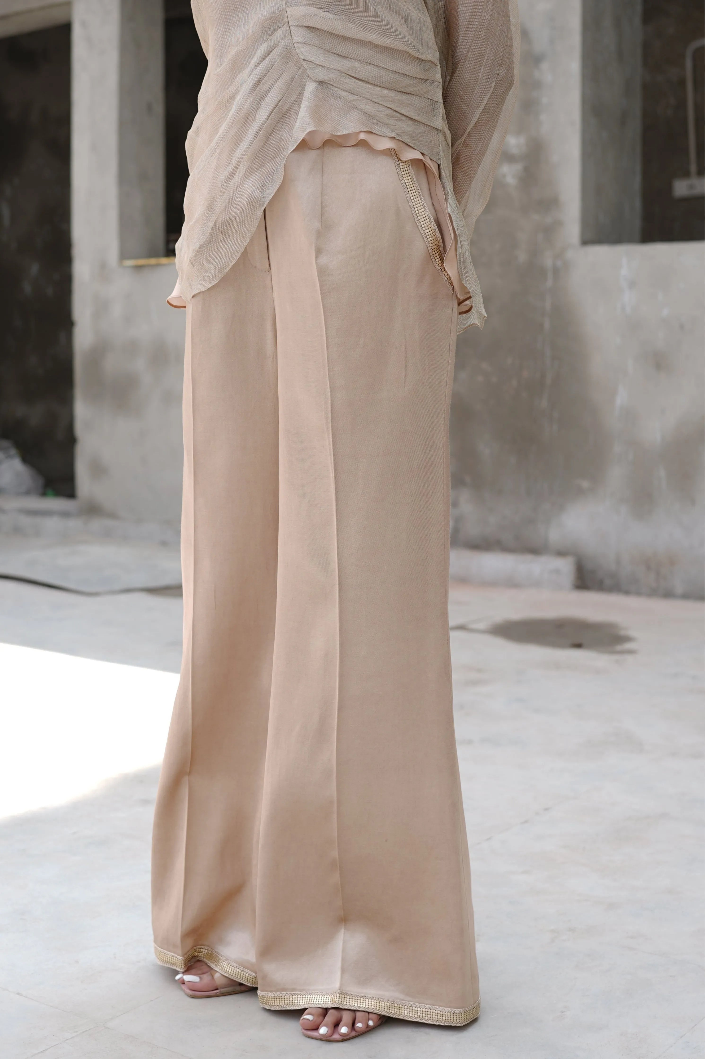 Tailored Gleam Pant