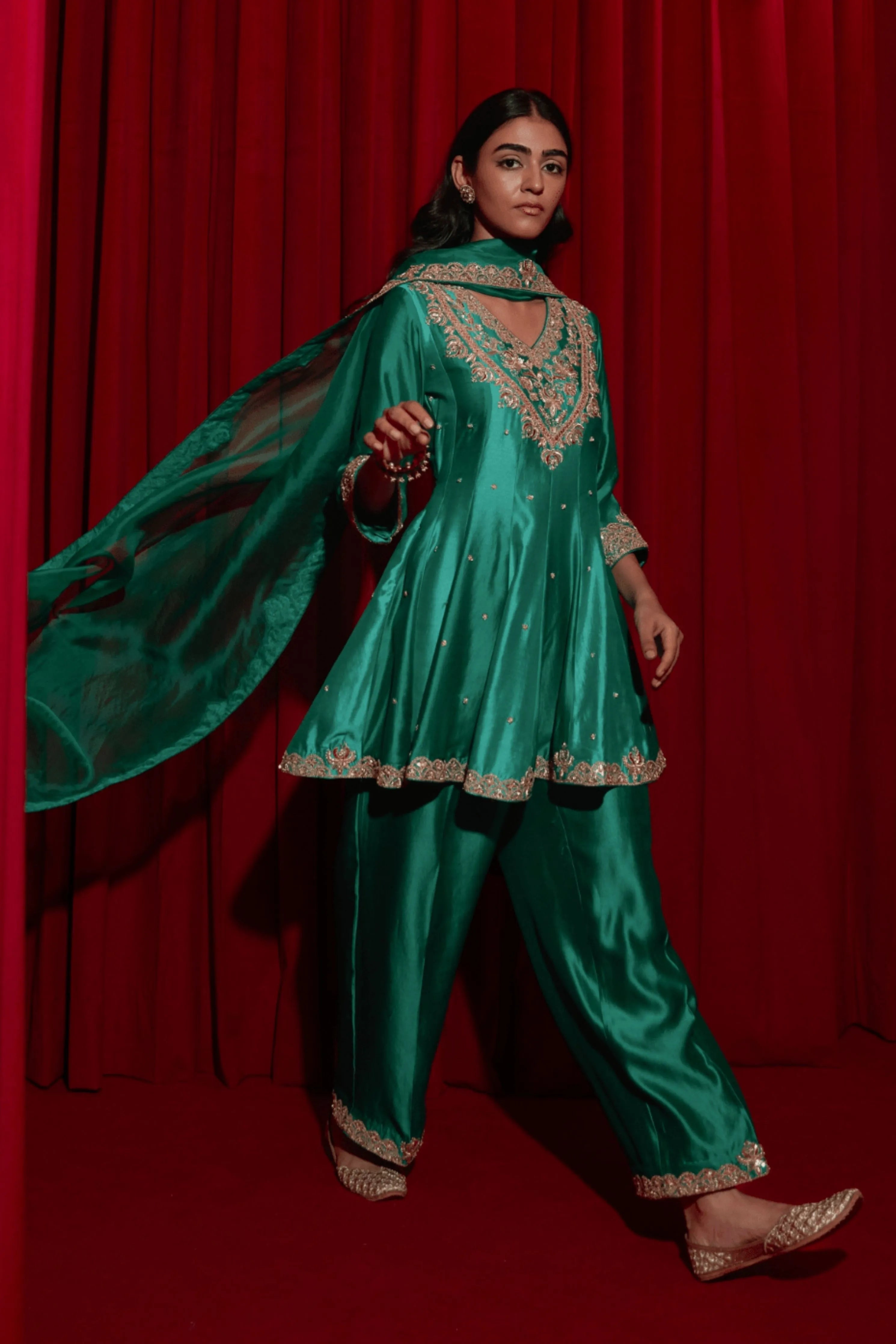 Pankhuri Anarkali Set