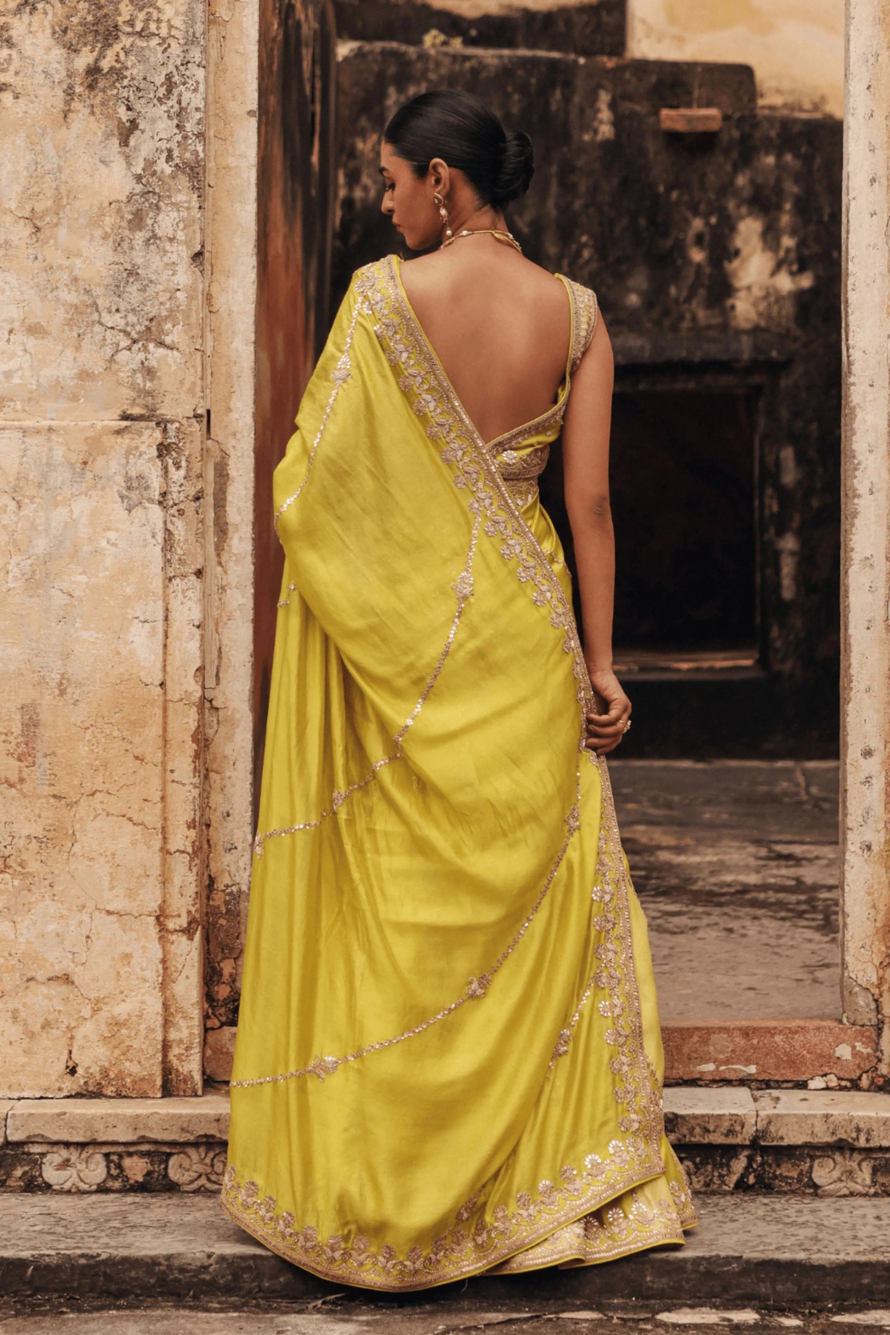 Ravya Lehenga Saree