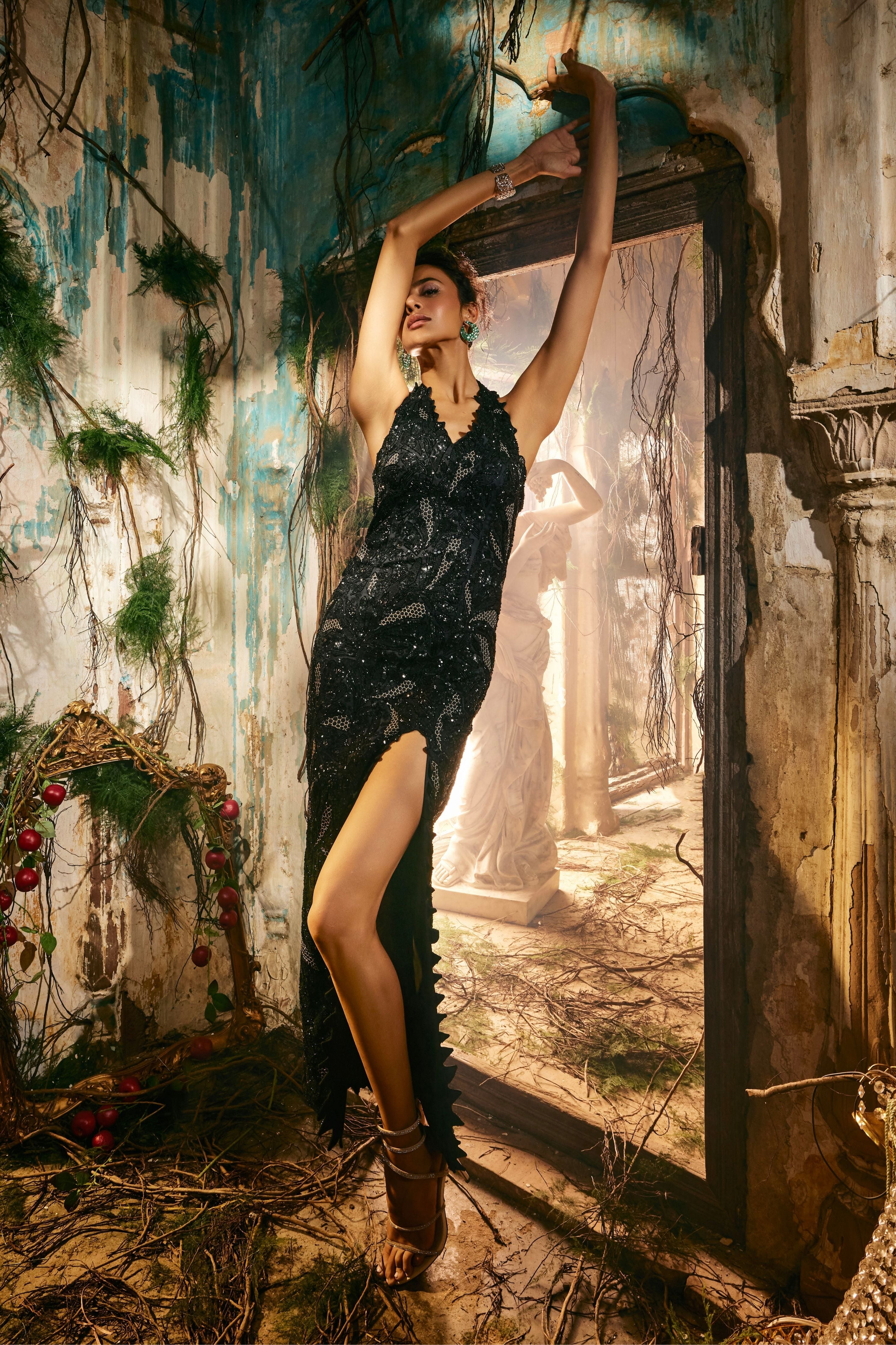 Noir Aura gown