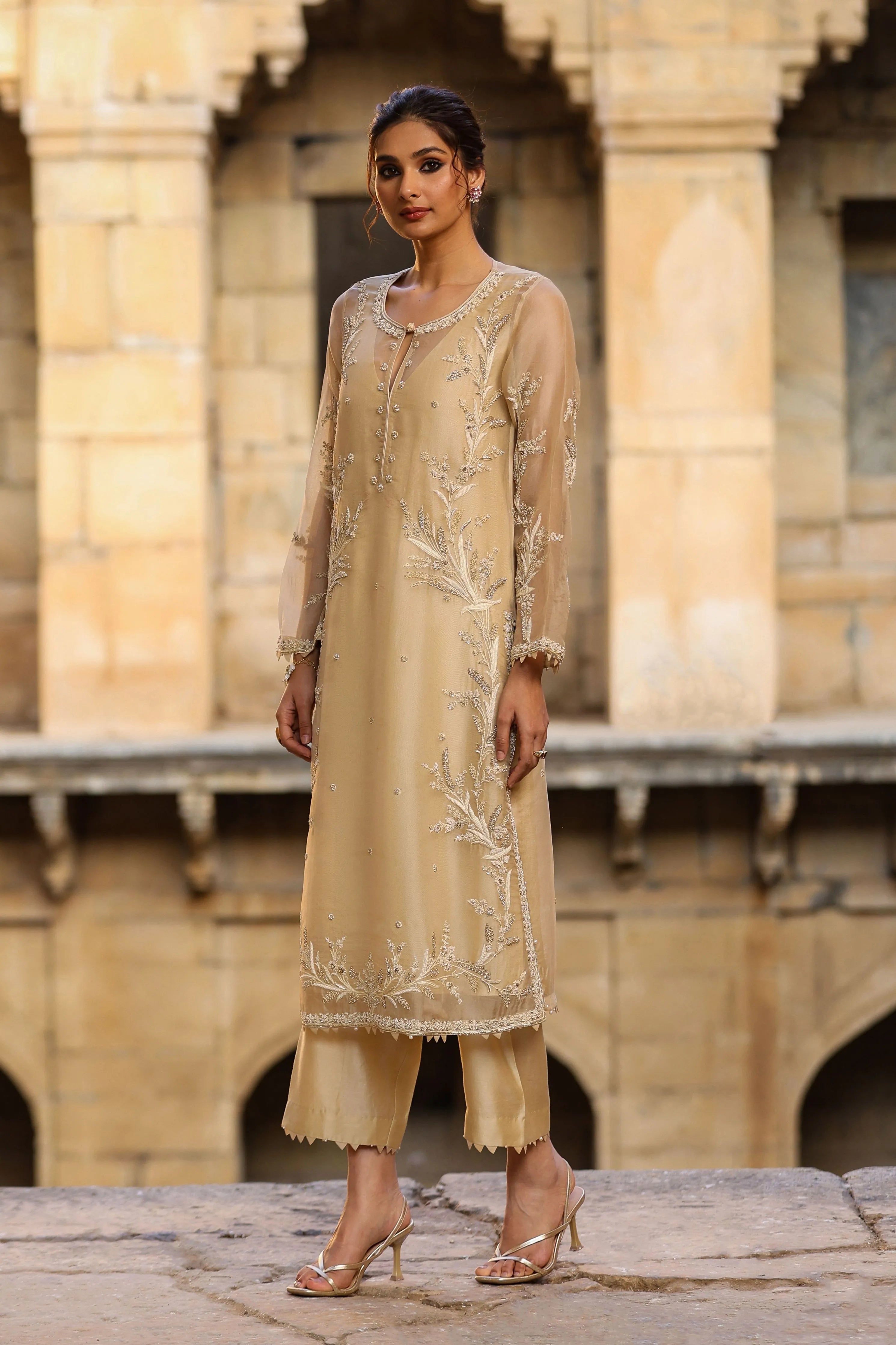 Vaayu Beige Phool Patti Kurta Set