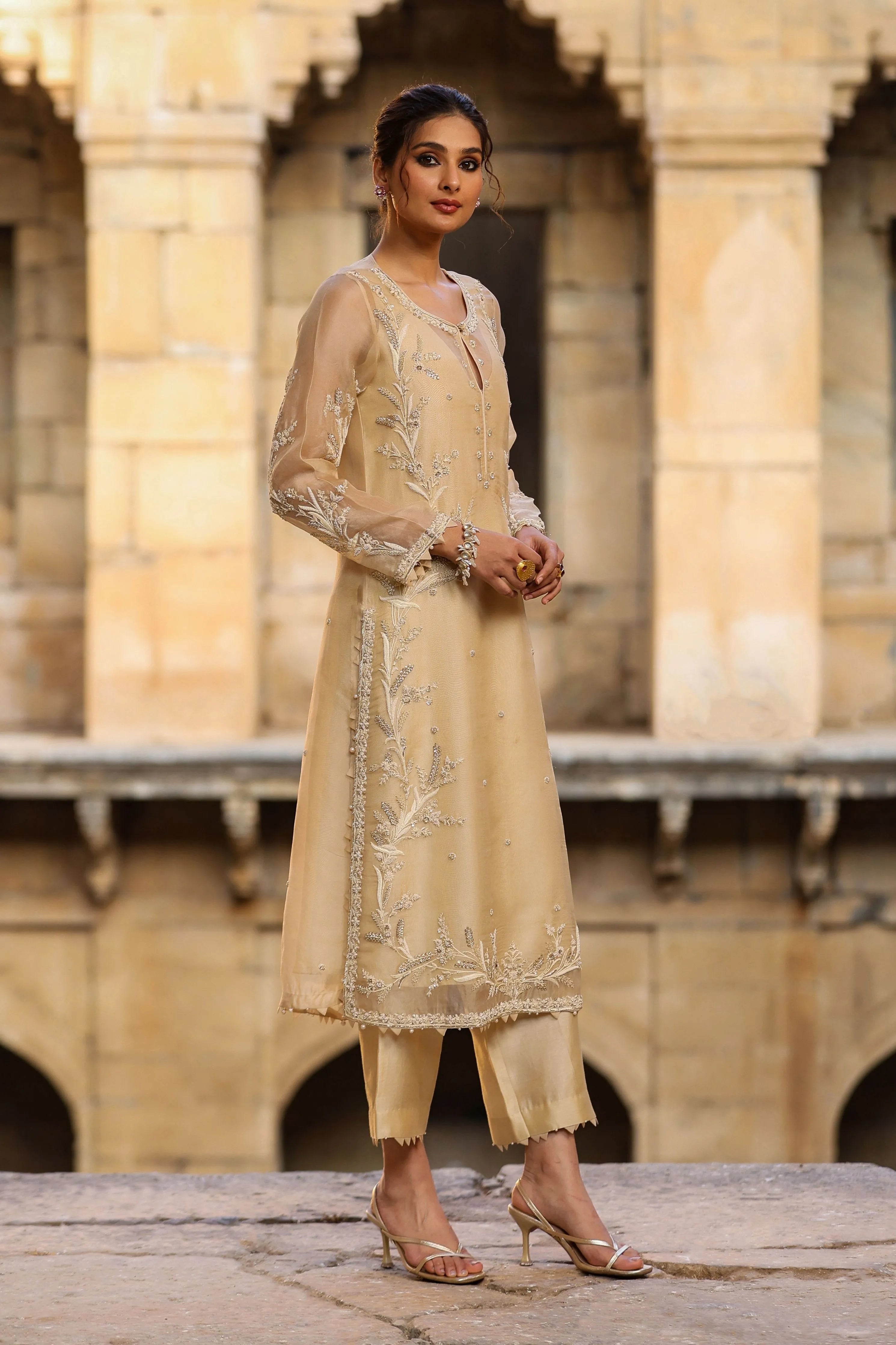 Vaayu Beige Phool Patti Kurta Set