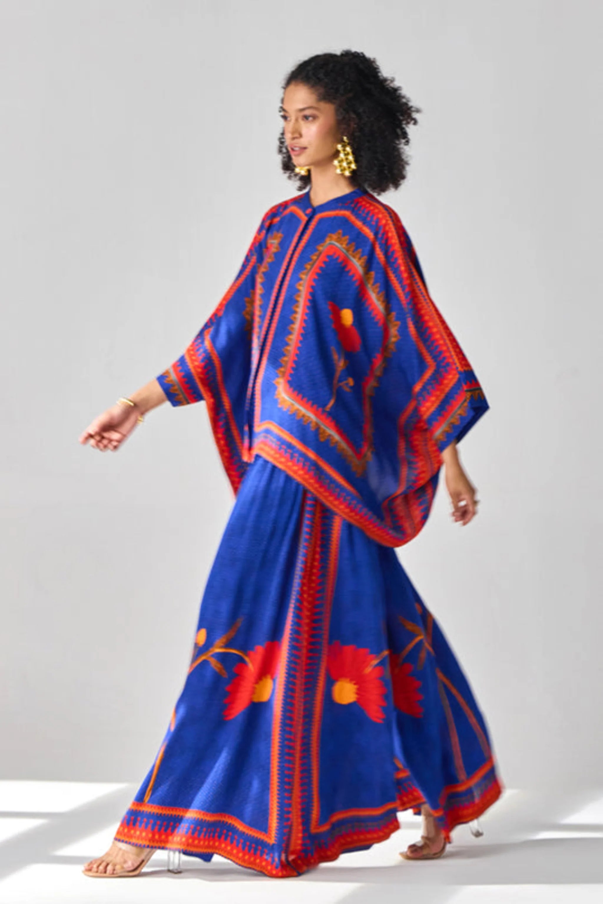 Blue Geometric Printed Cape With Pants