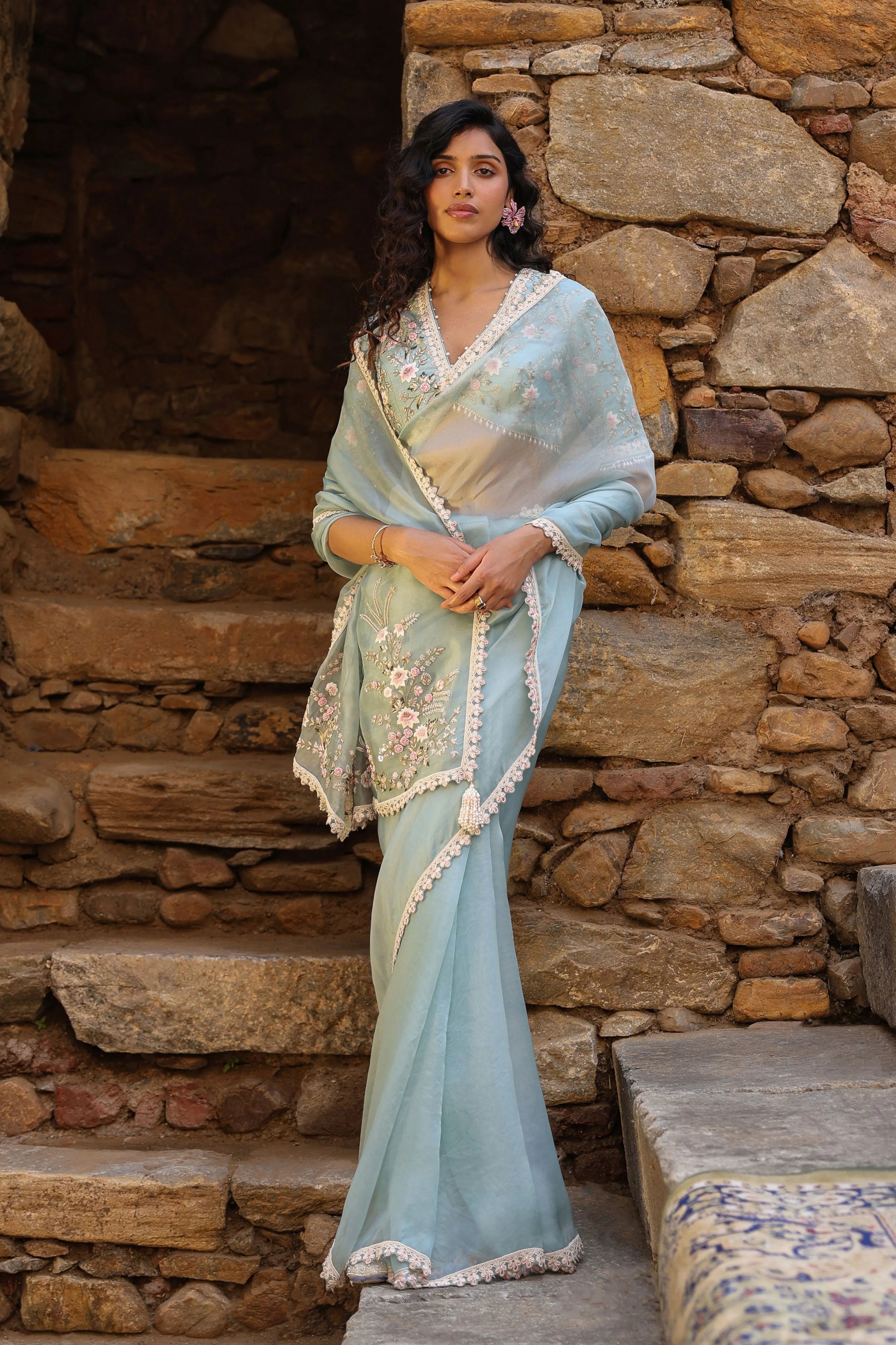 Vaayu Light Blue Phool Patti Saree Set