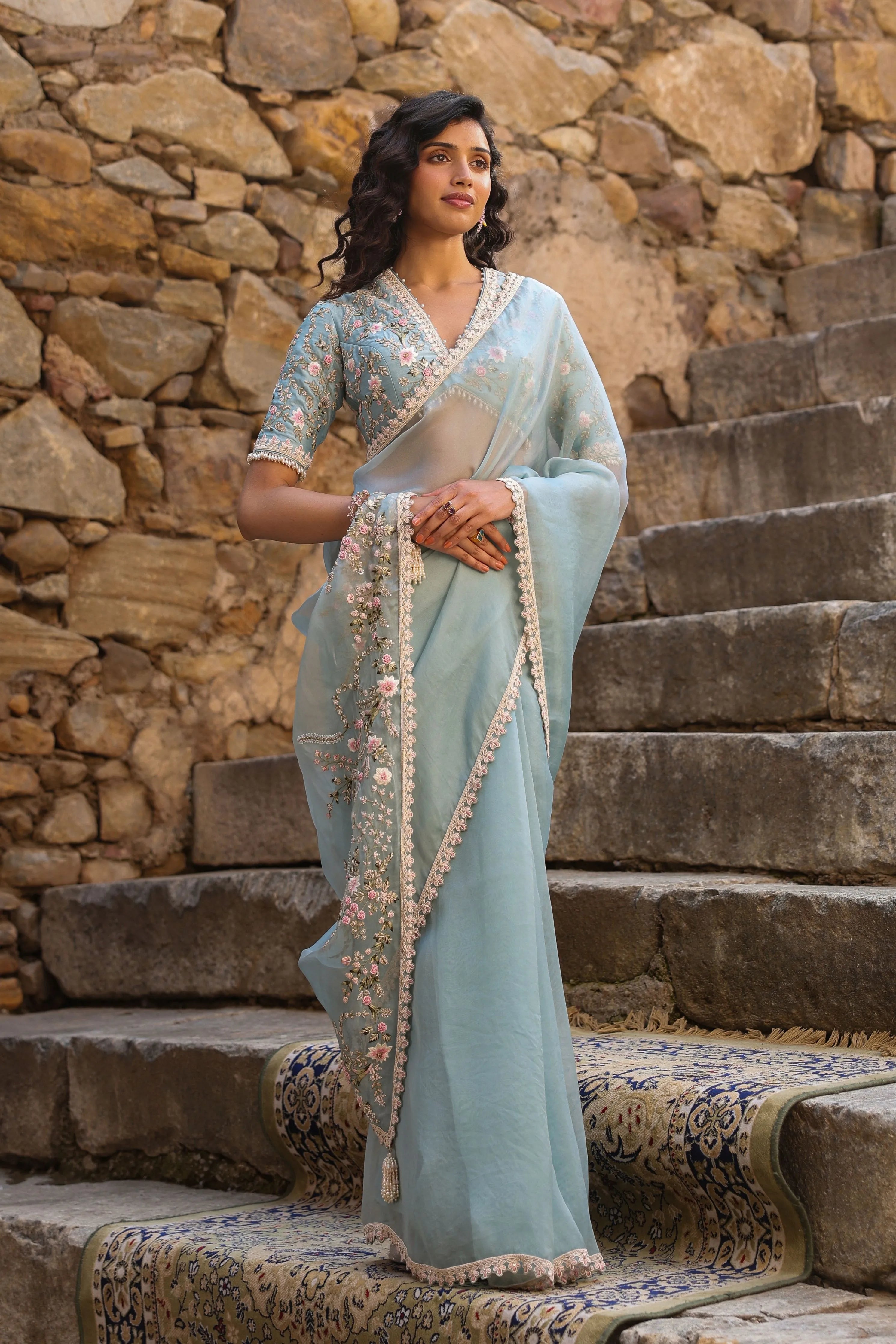 Vaayu Light Blue Phool Patti Saree Set