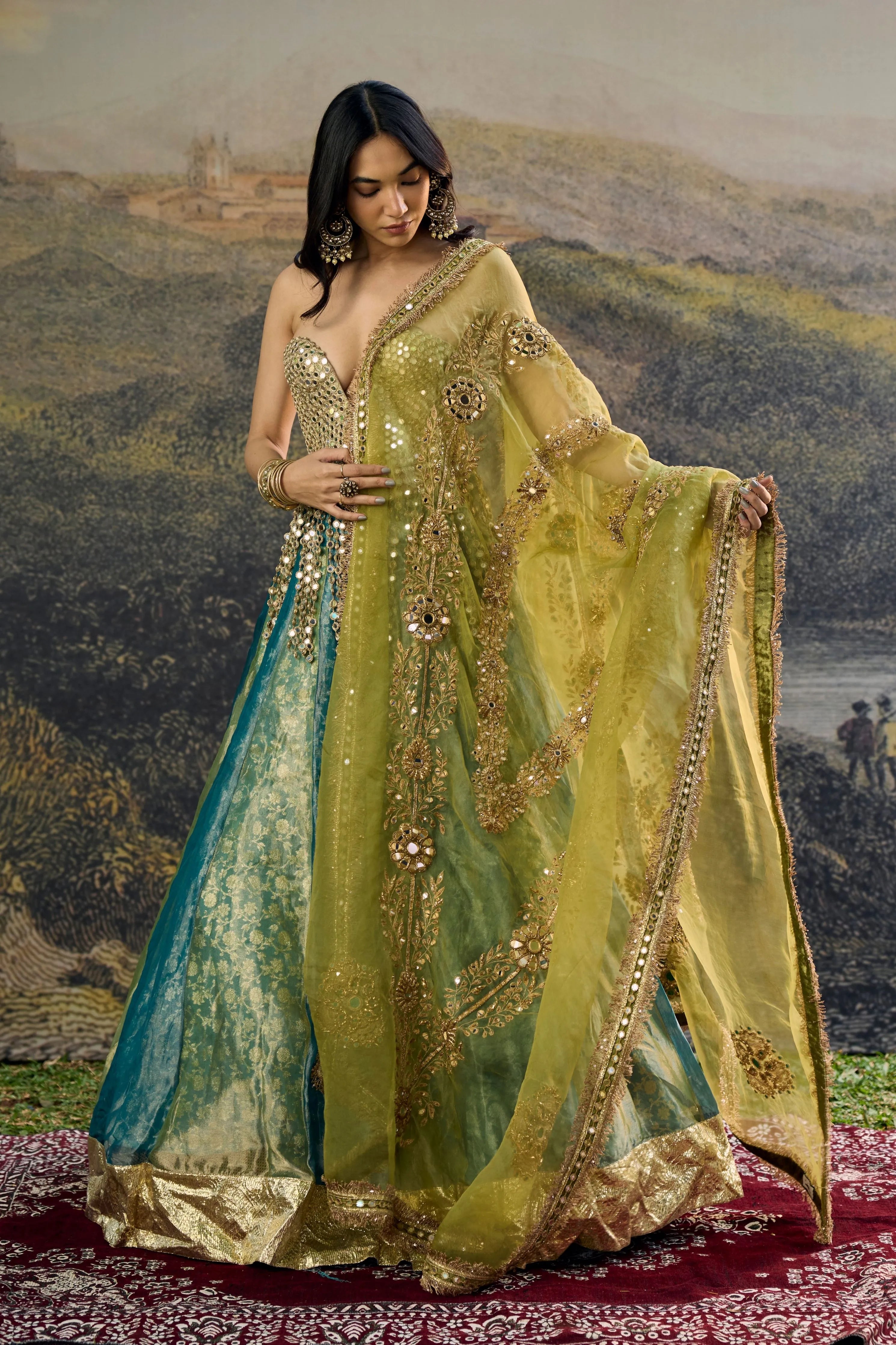 Myra Lehenga Set