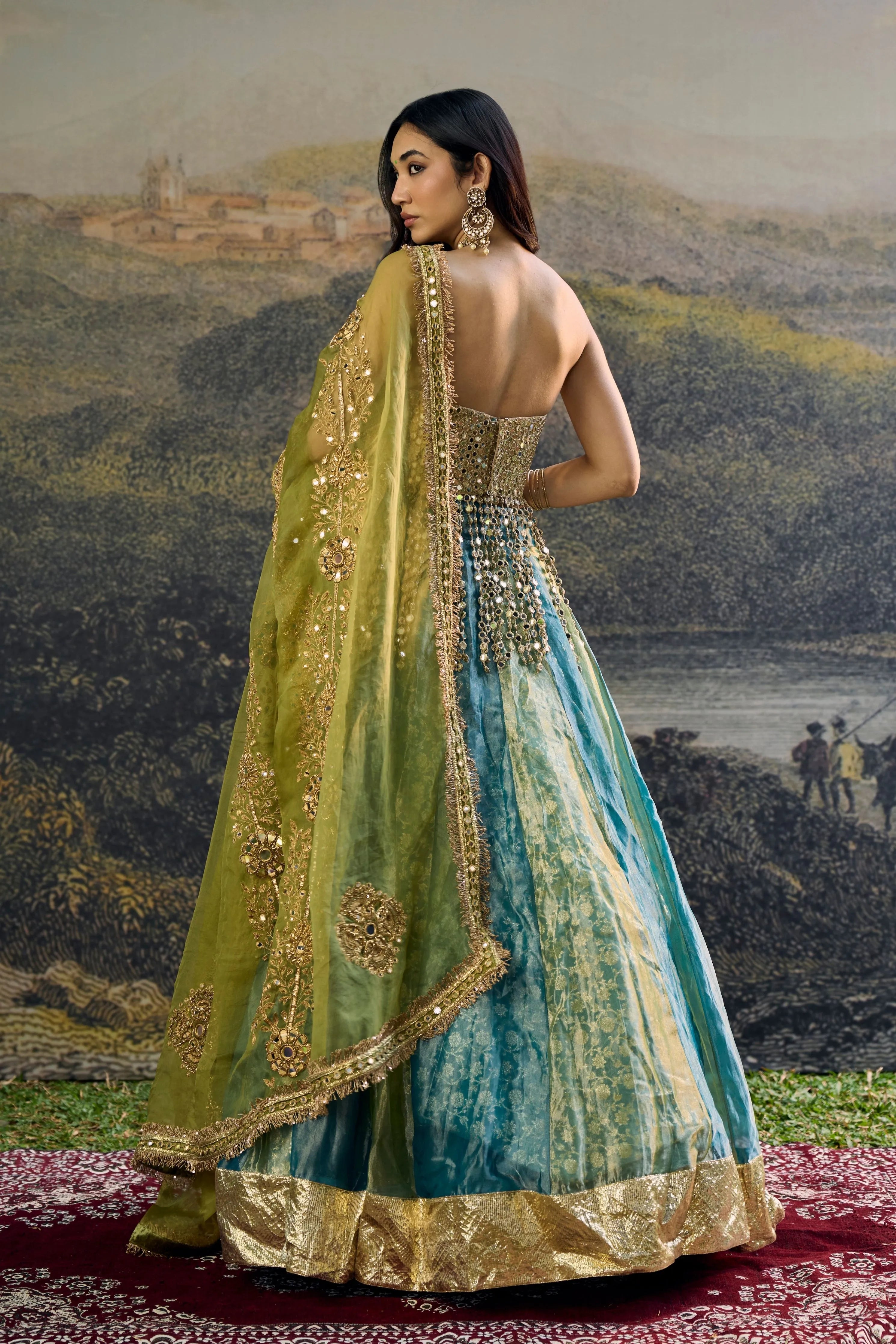 Myra Lehenga Set