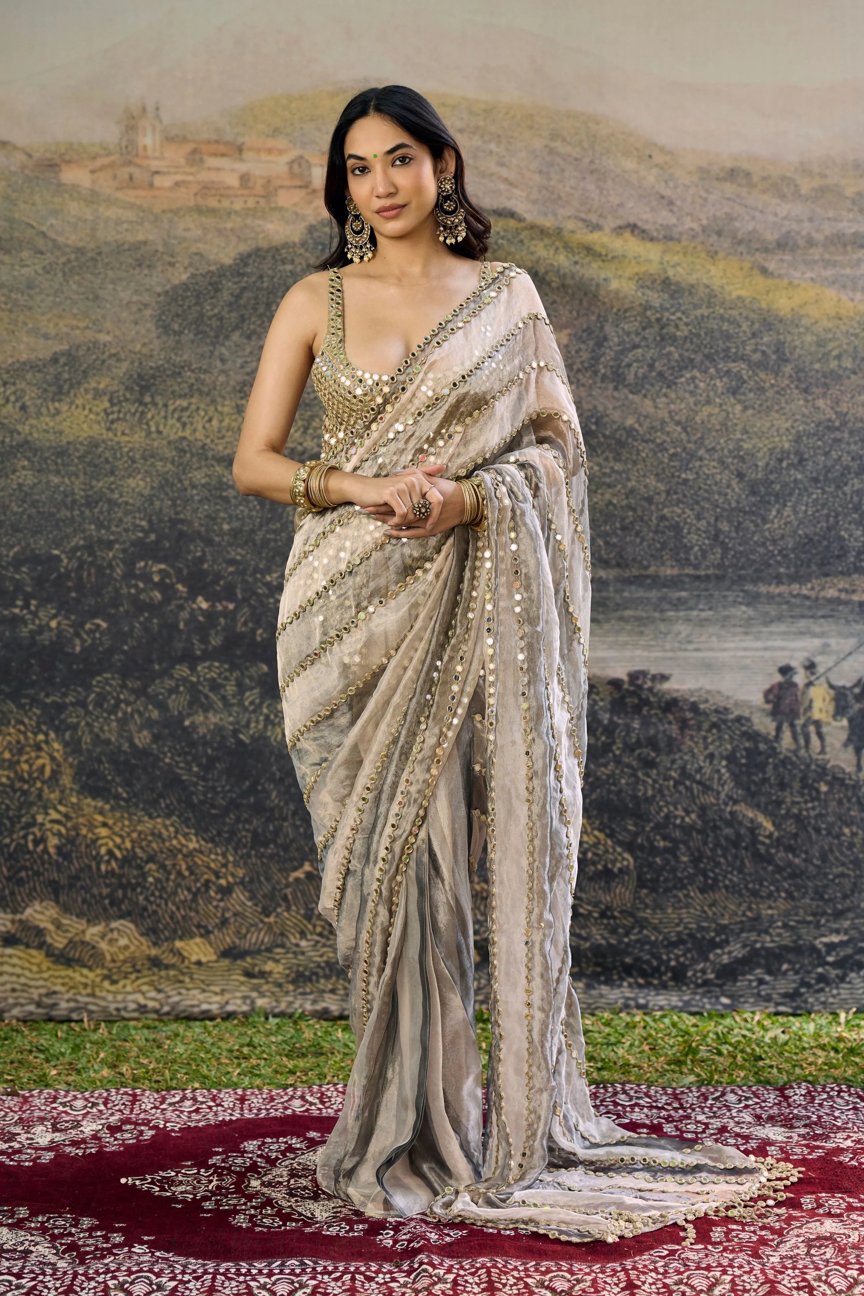 Avyra Saree Set